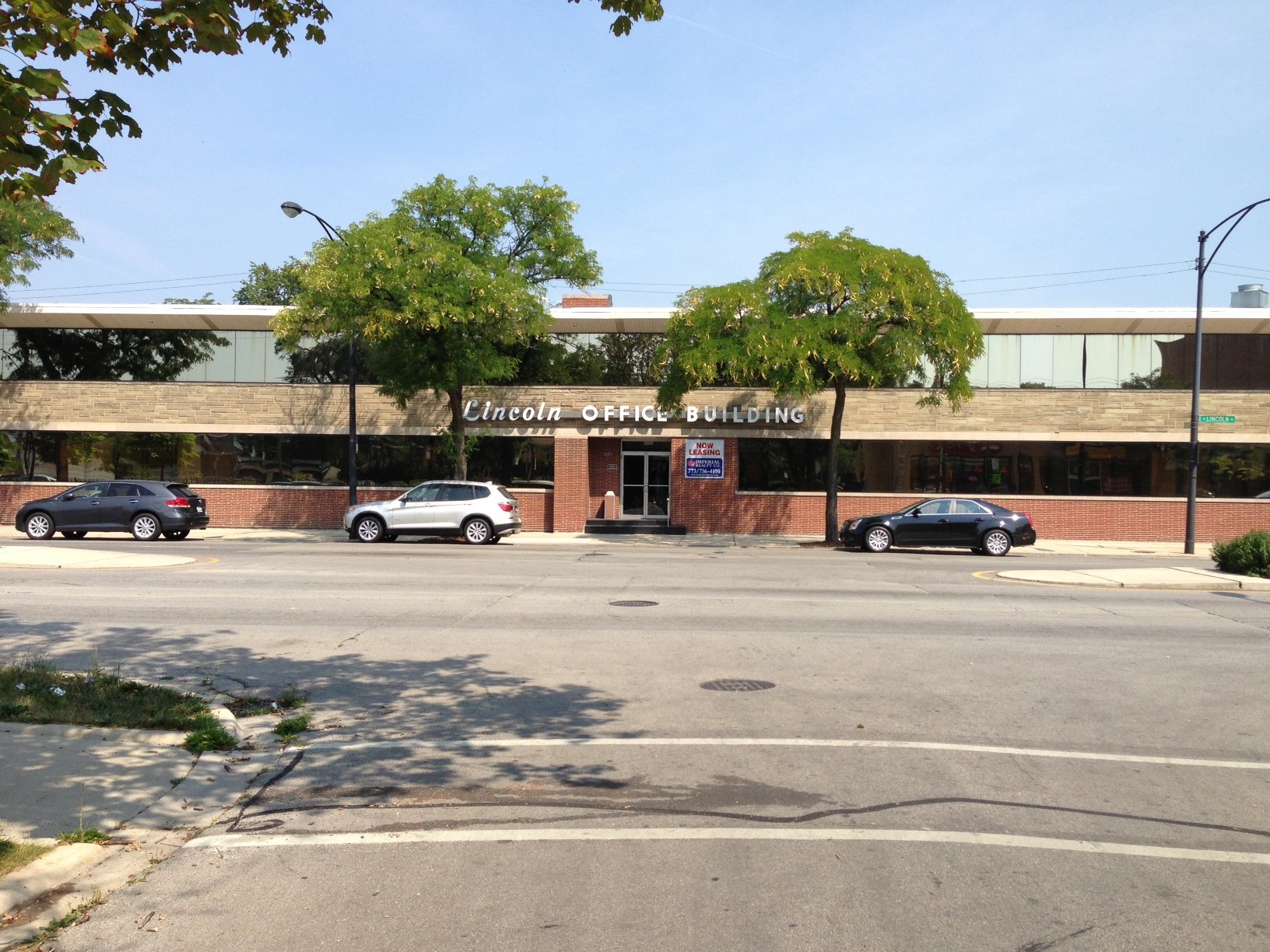 5875 N Lincoln Ave, Chicago, IL 60659