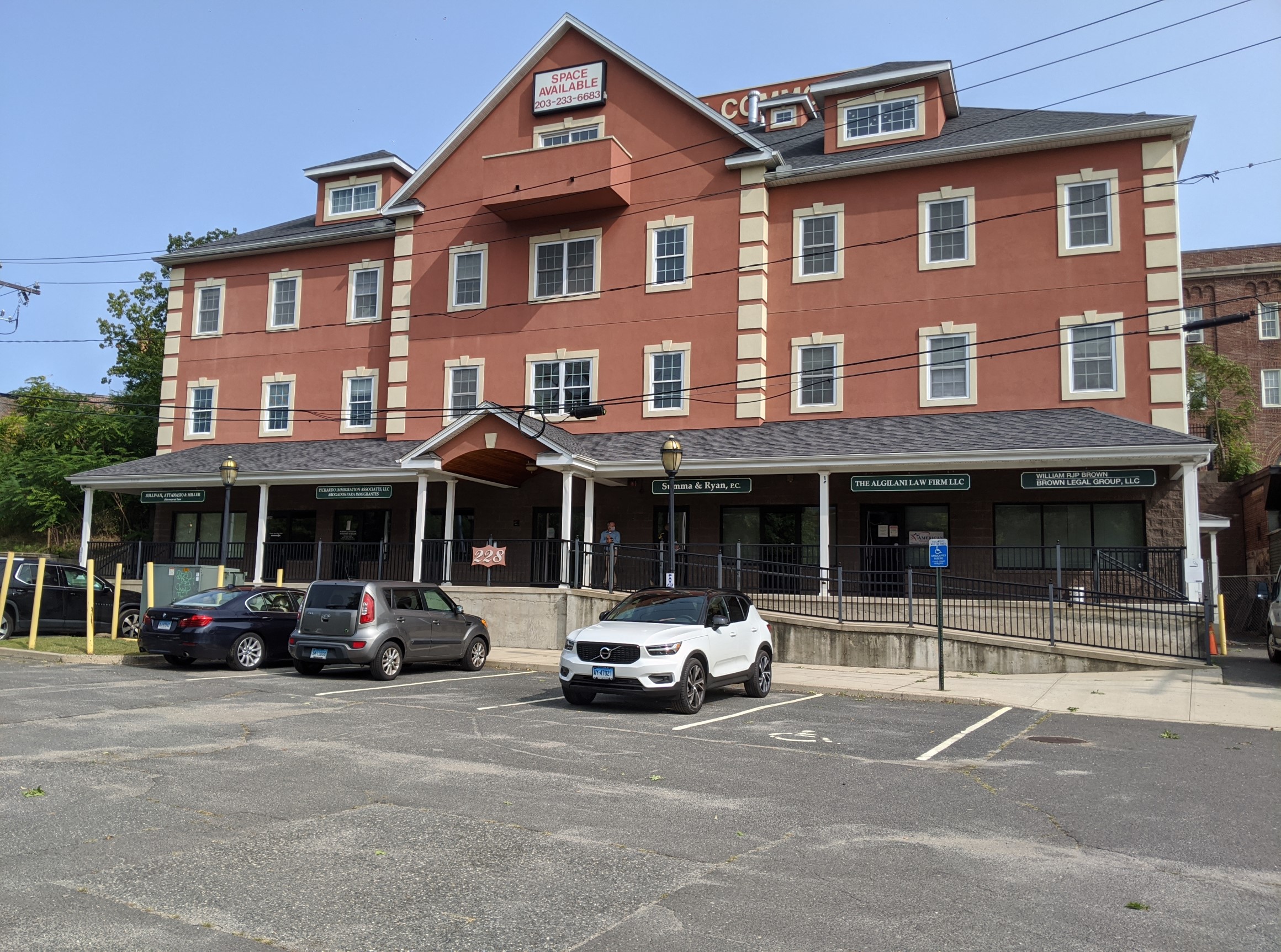 228 Meadow St, Waterbury, CT 06702
