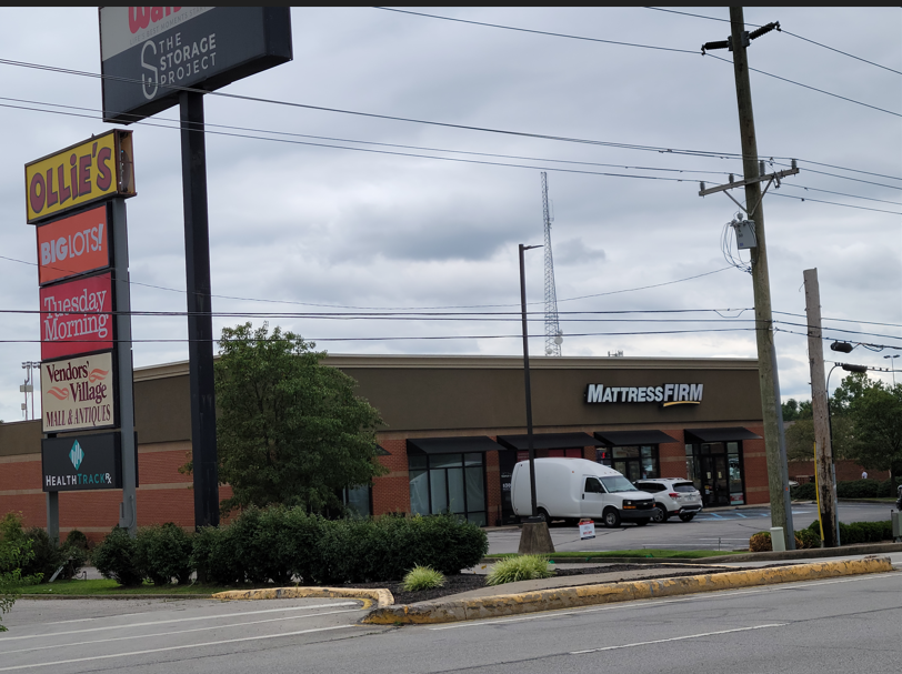 710 E Lewis And Clark Pkwy, Clarksville, IN 47129