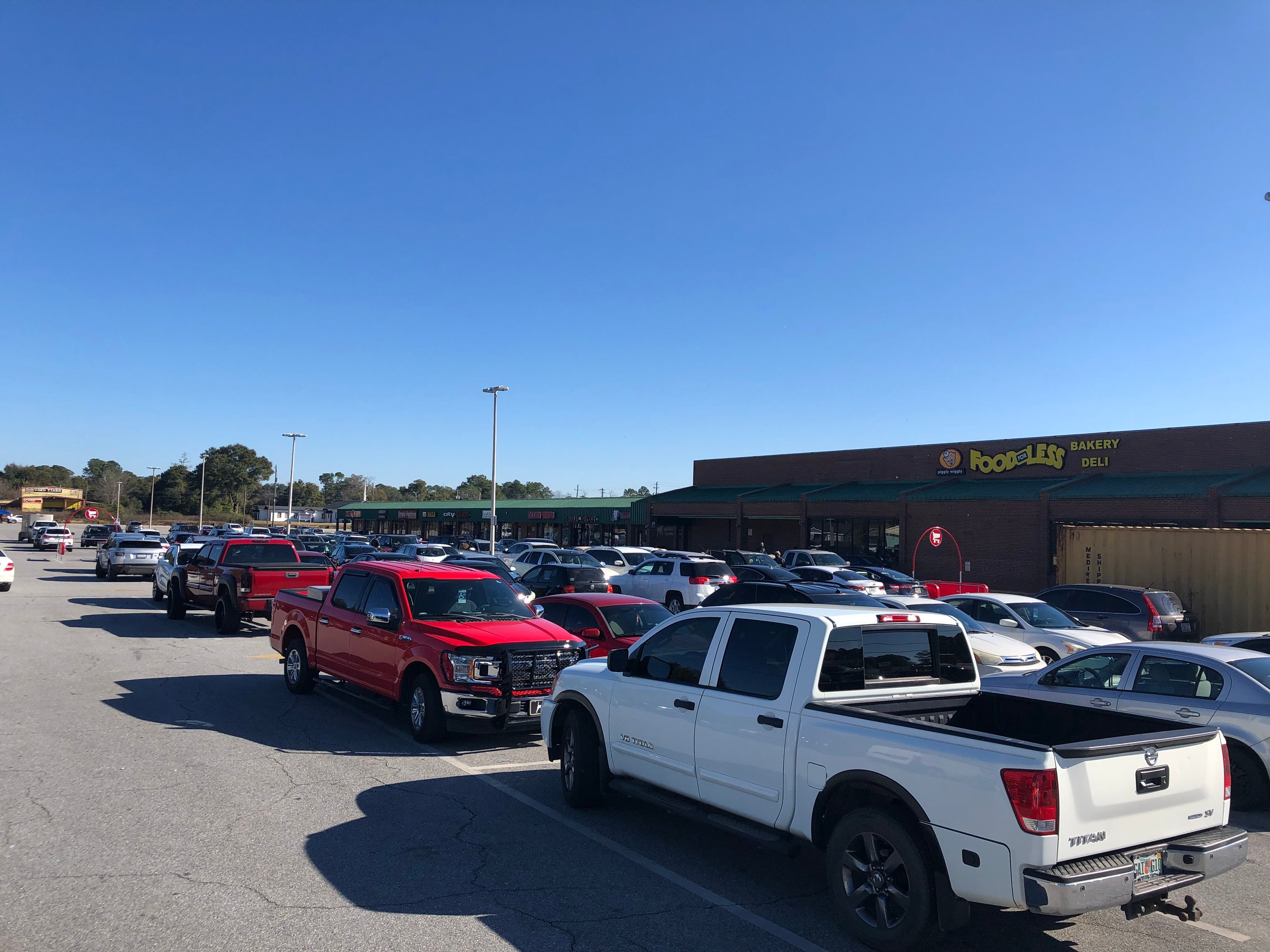 1030 W Gordon Ave, Albany, GA 31701