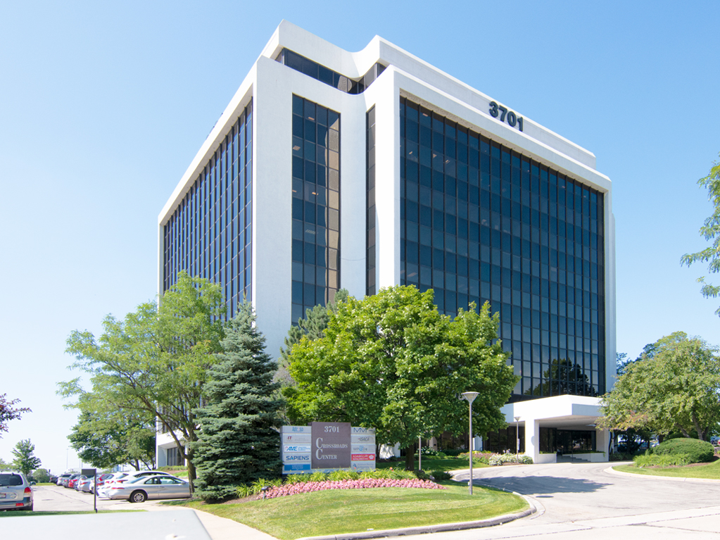 3701 W Algonquin Rd, Rolling Meadows, IL 60008