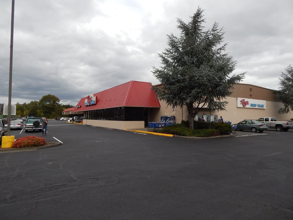 4601 Carnes Rd, Roseburg, OR 97470