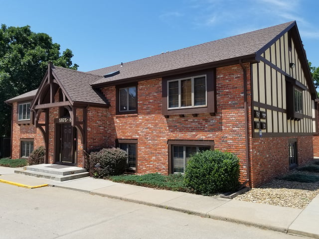5877 SW 29Th St, Topeka, KS 66614