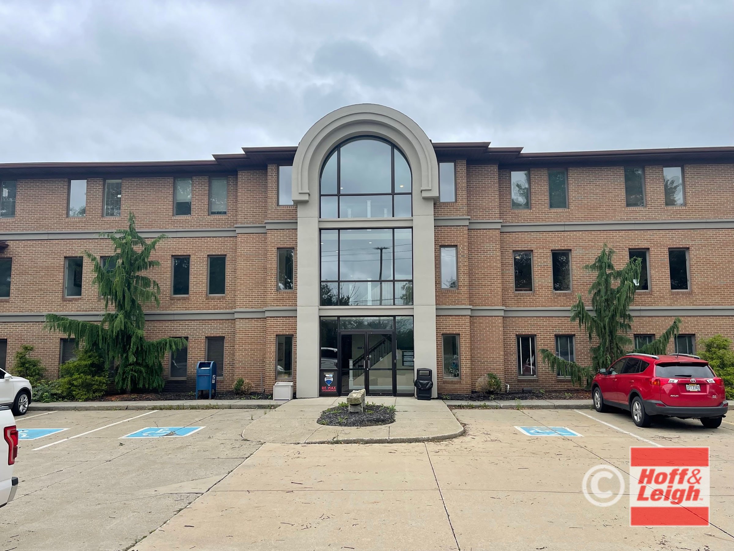 3480 W Market St, Fairlawn, OH 44333
