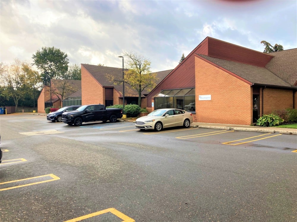 29688 Telegraph Rd, Southfield, MI 48034