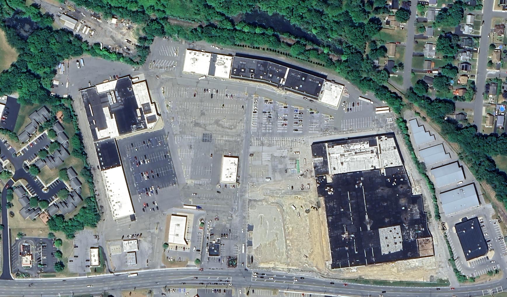 130-156 Dolson Ave Rte 17M, Middletown, NY