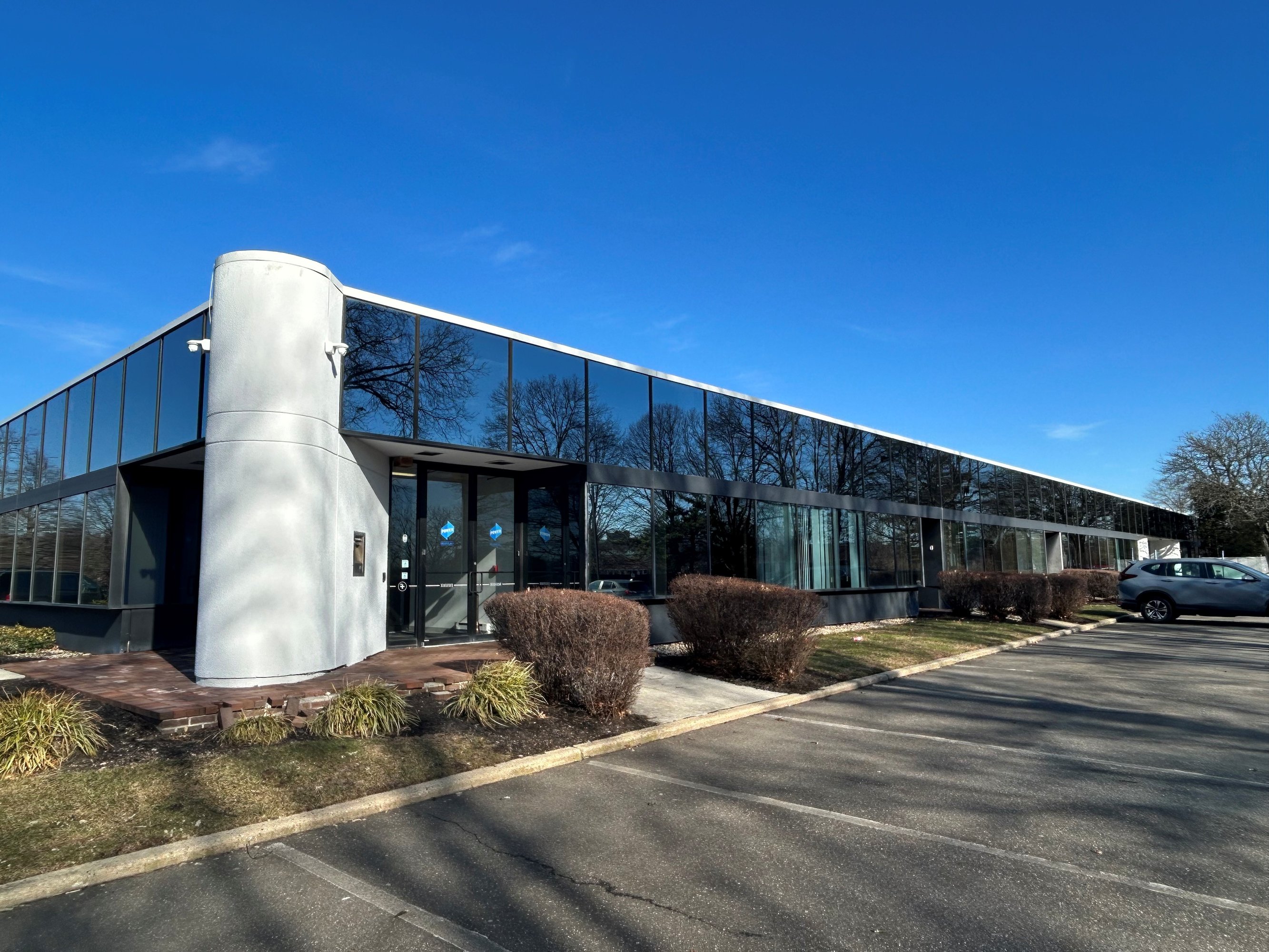 1660 Walt Whitman Rd, Melville, NY 11747