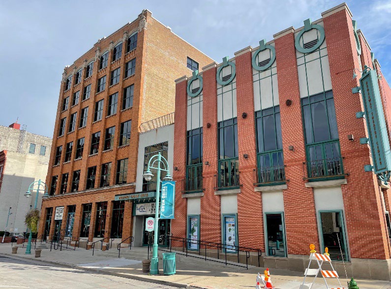 158 N Broadway, Milwaukee, WI 53202