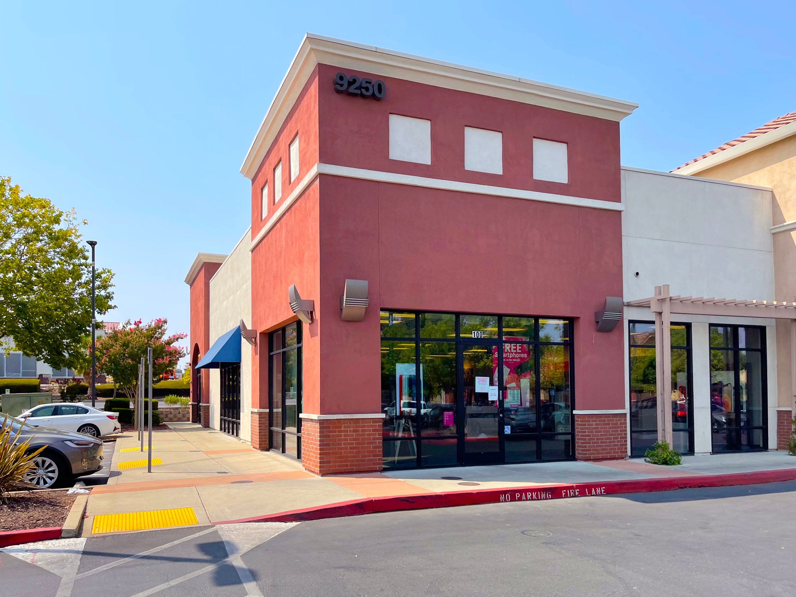 9250 Fairway Dr, Roseville, CA 95678
