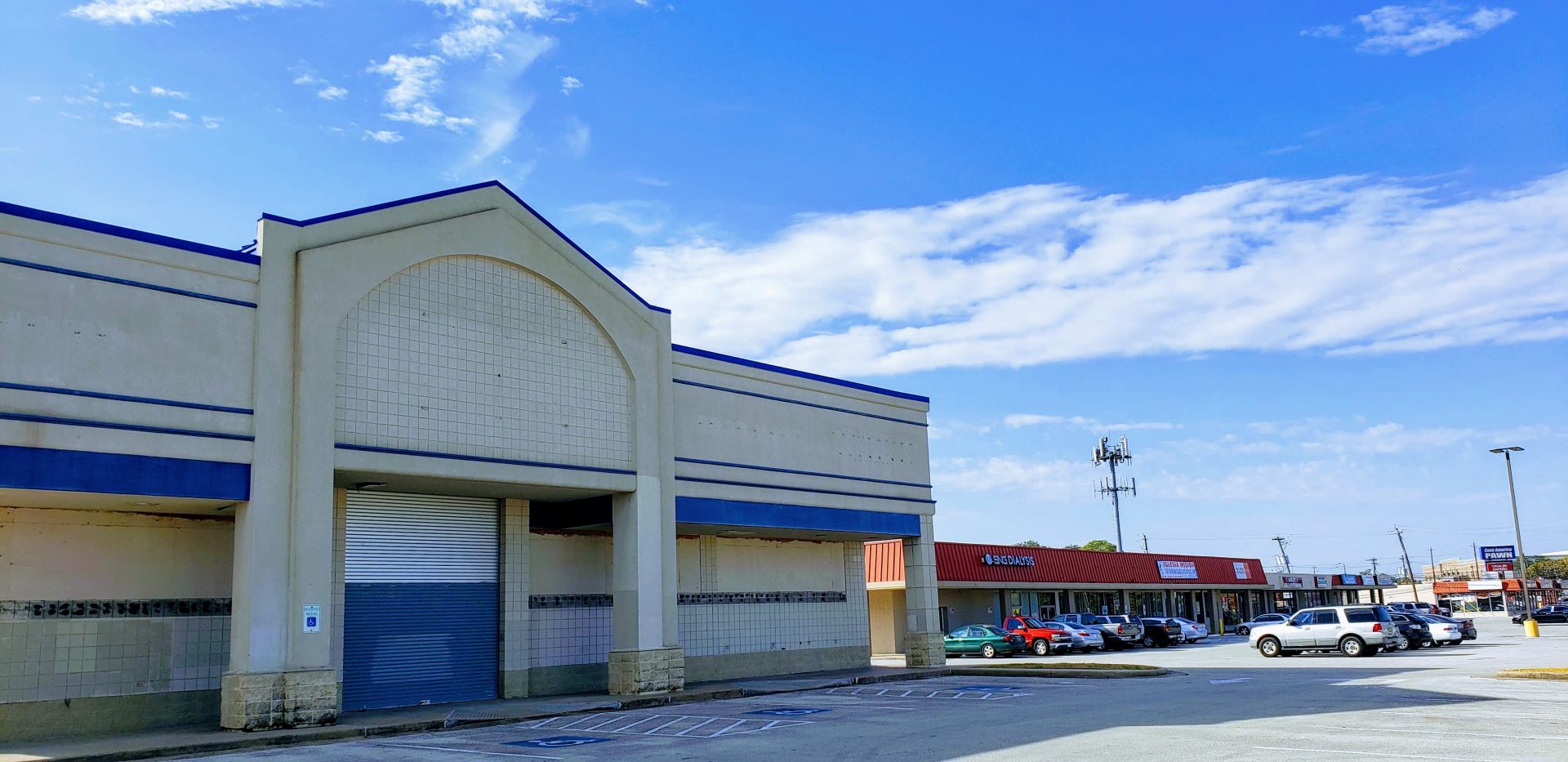 7215 Bissonnet St, Houston, TX 77074