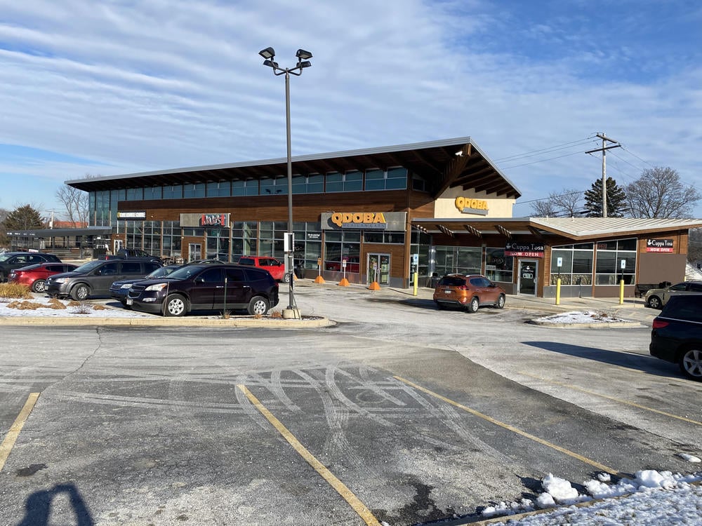 418 N Mayfair Rd, Wauwatosa, WI 53226