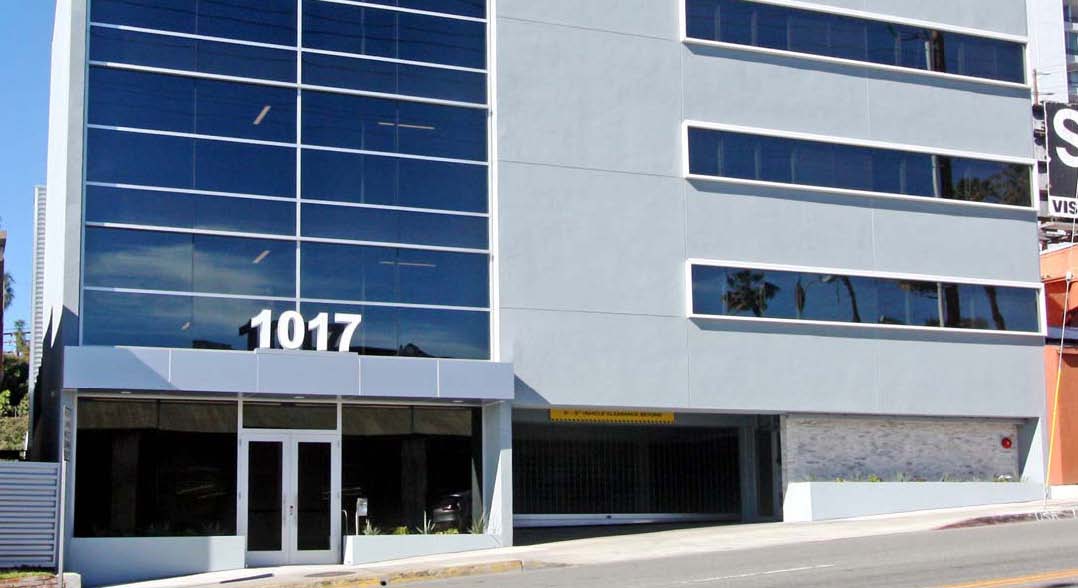1017 N La Cienega Blvd, West Hollywood, CA 90069