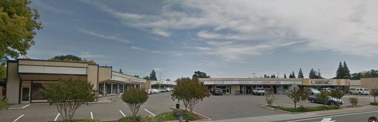 9311 La Riviera Dr, Sacramento, CA 95826
