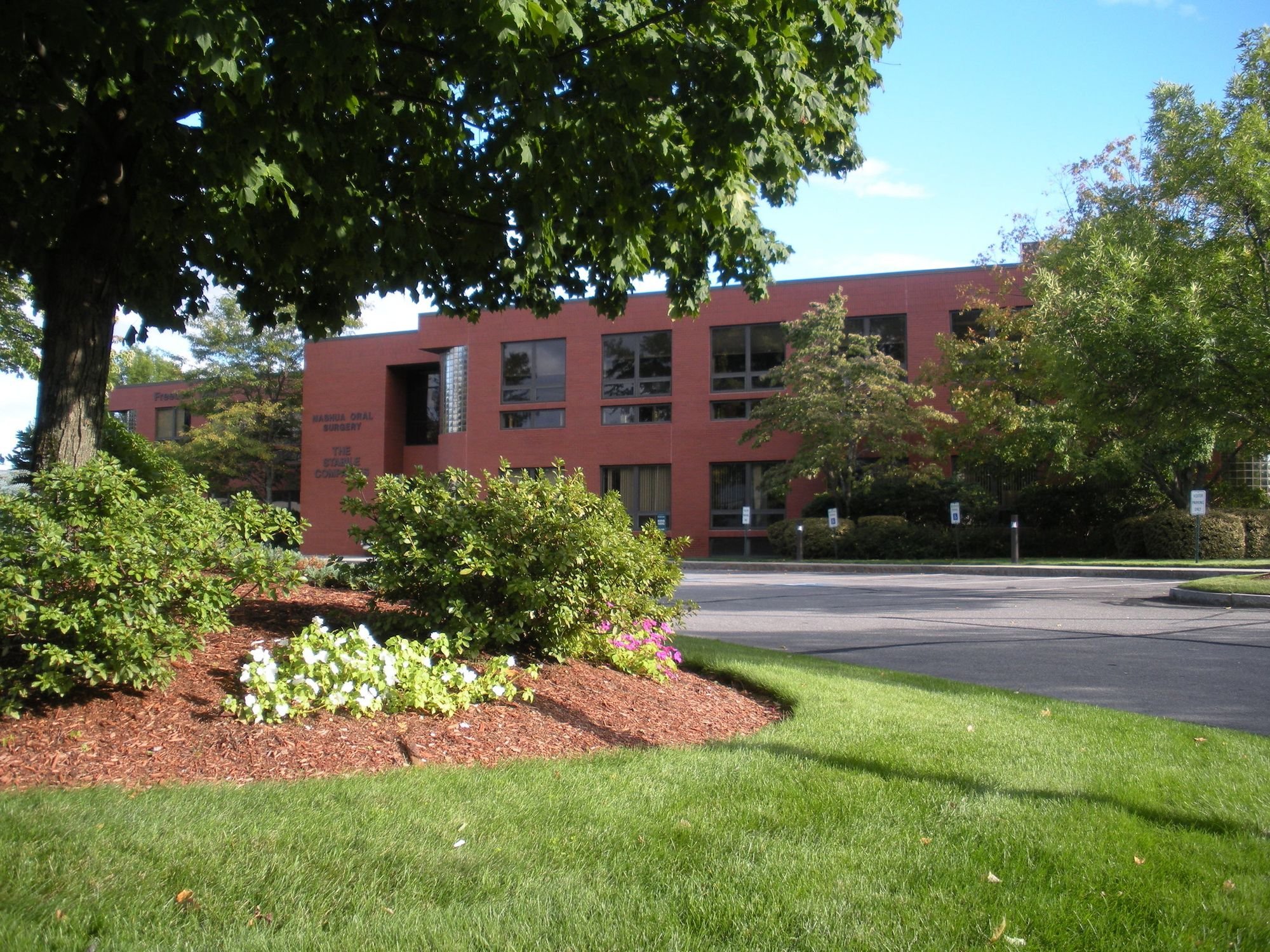 20 Cotton Rd, Nashua, NH 03063