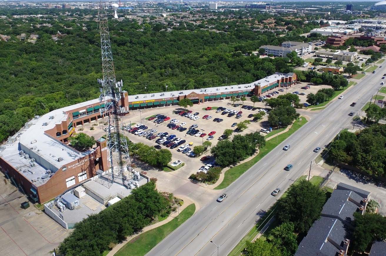 2301 N Collins St, Arlington, TX 76011