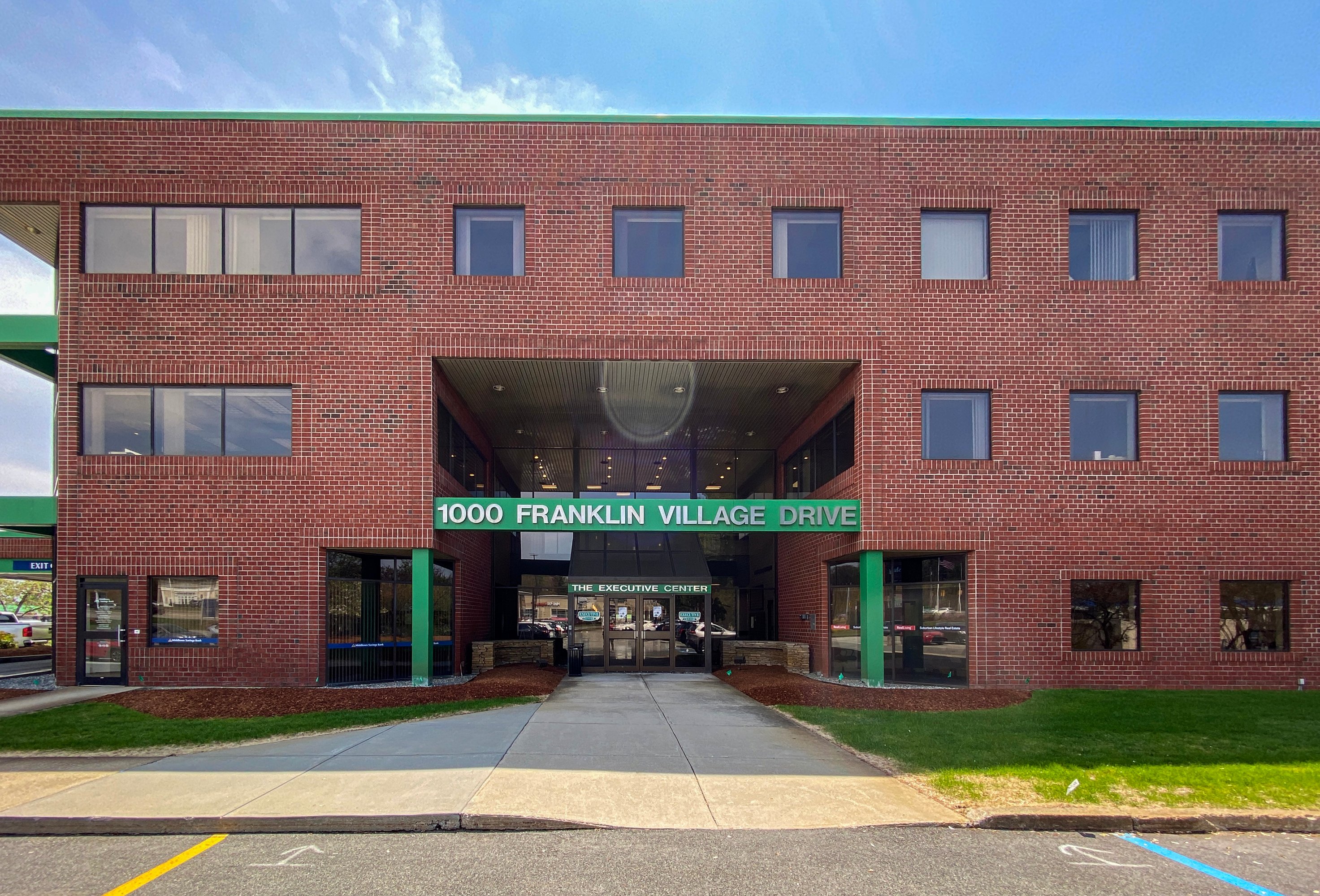 1000 Franklin Village Dr, Franklin, MA 02038