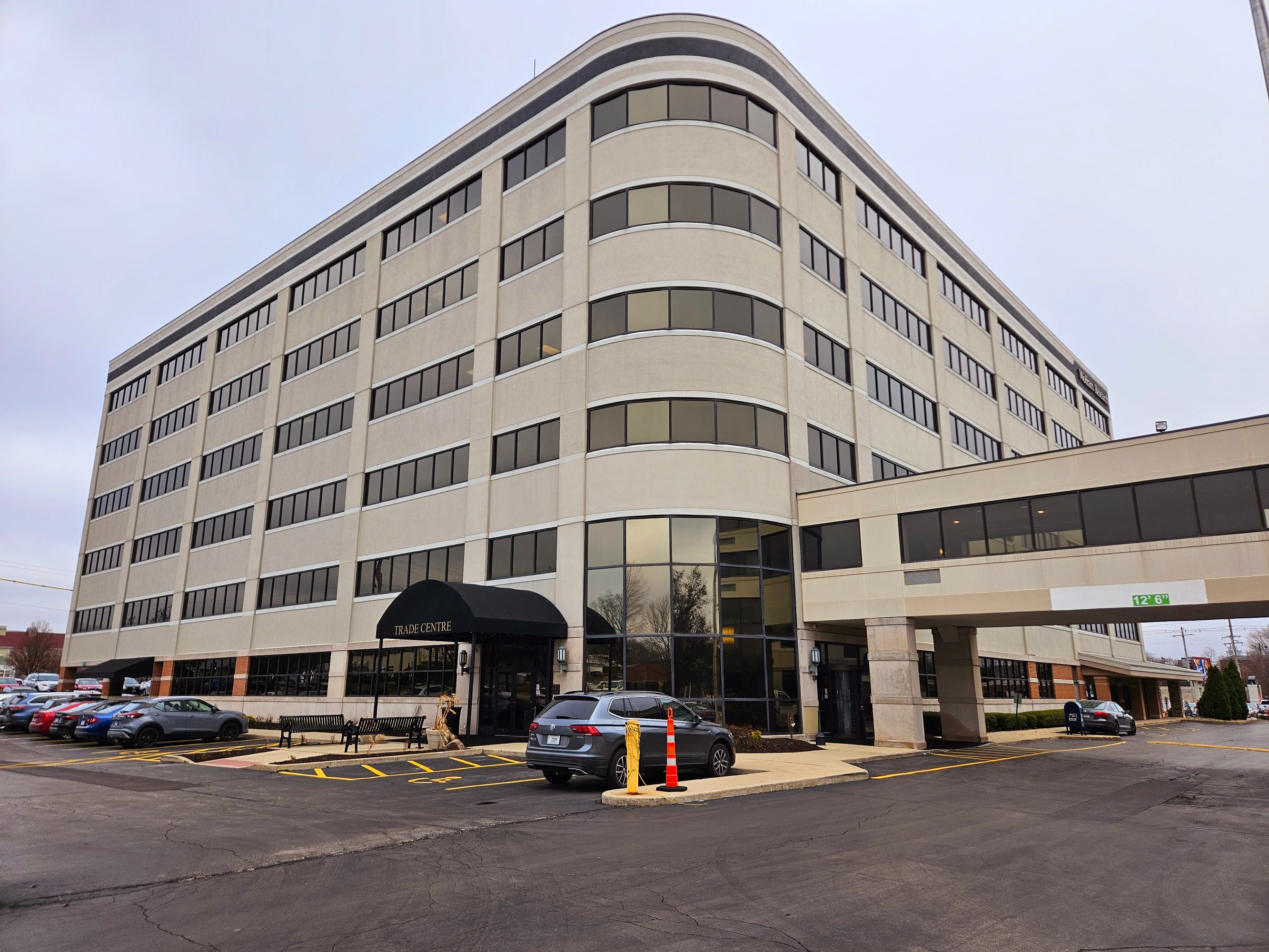 100 Trade Centre Dr, Champaign, IL 61820