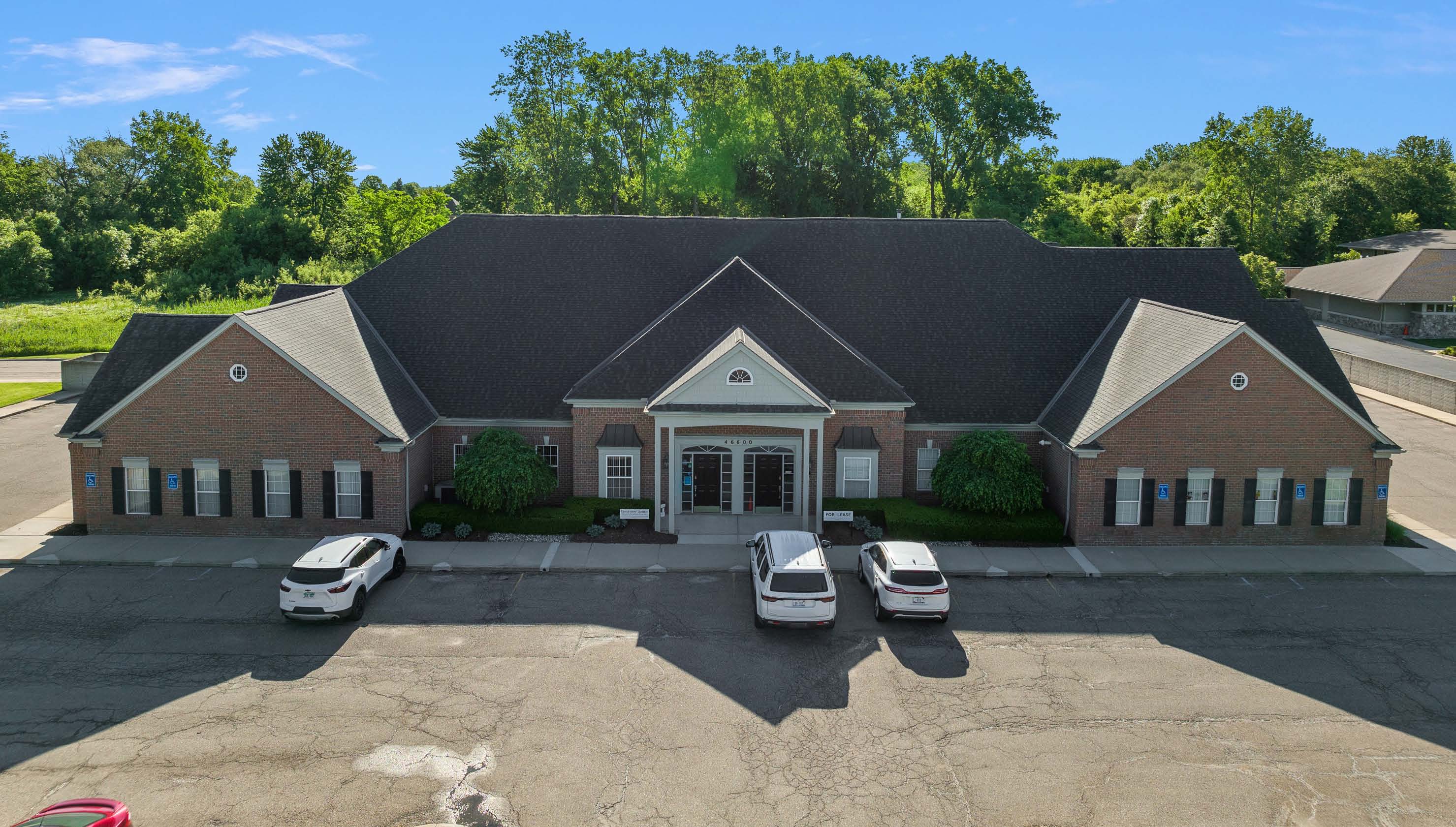 46600 Romeo Plank Rd, Macomb, MI 48044