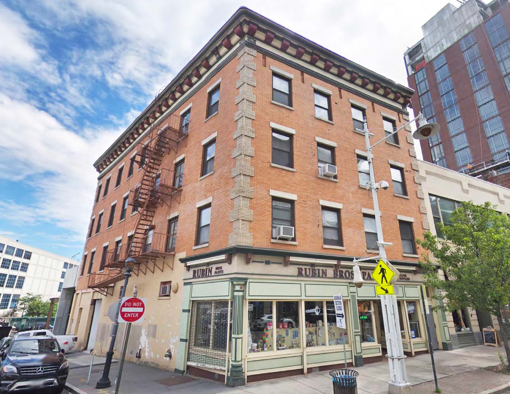 65 Main St, Yonkers, NY 10701