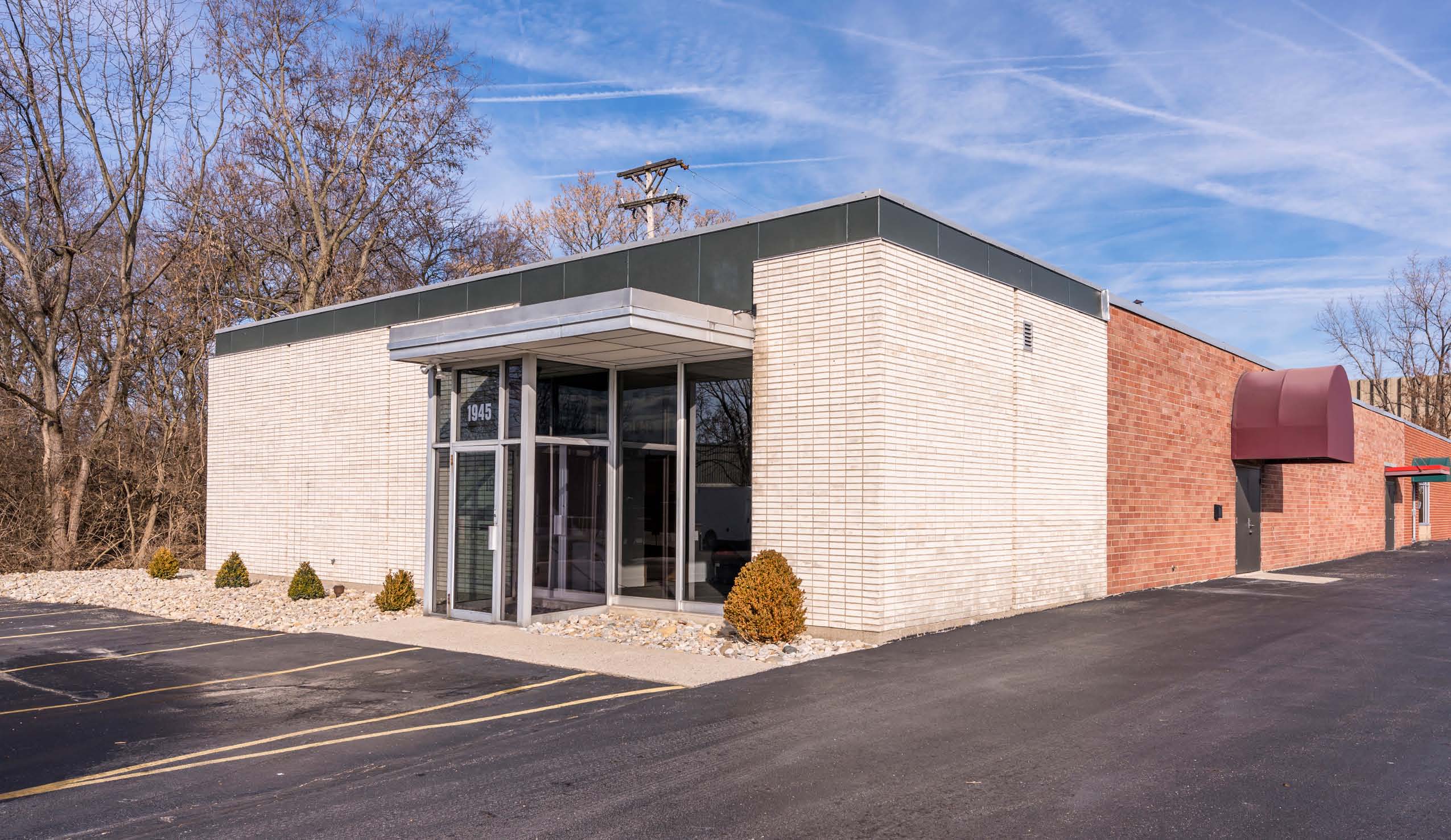 1945 Southtown Blvd, Dayton, OH 45439