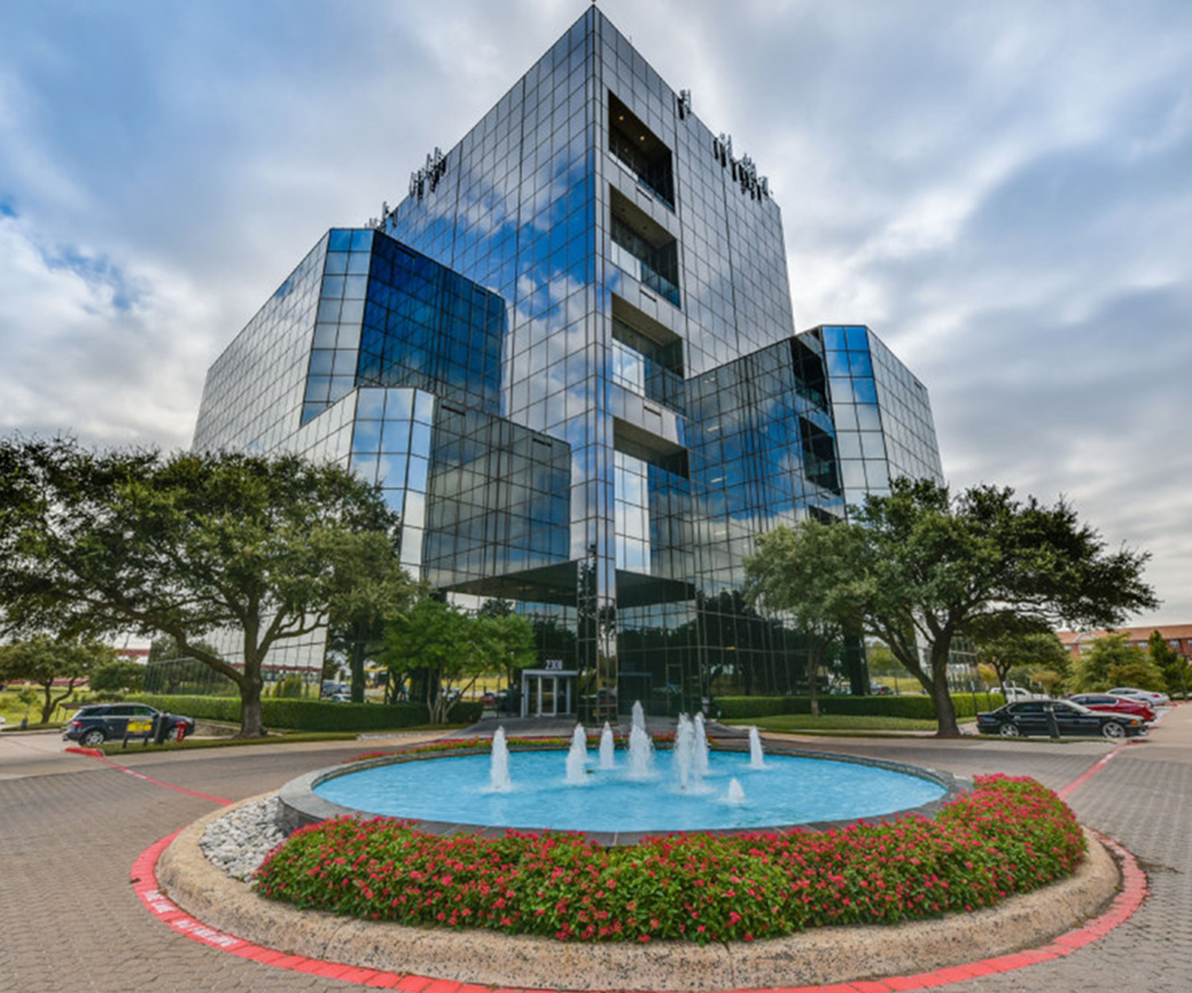 2300 Valley View Ln, Irving, TX 75062