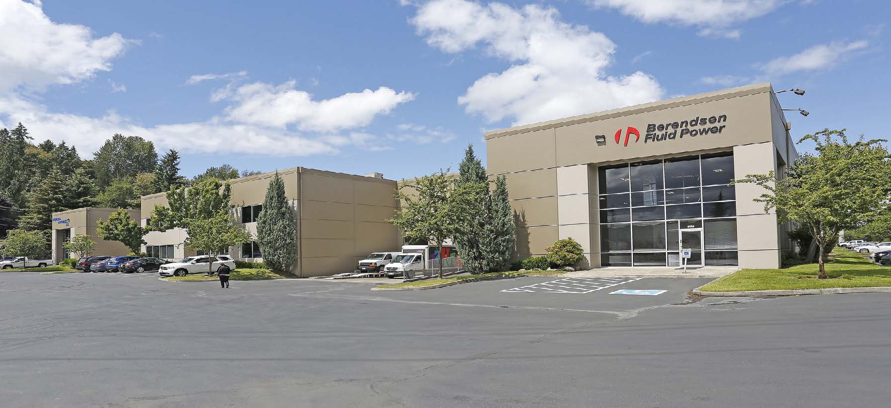 3320 W Valley Hwy N, Auburn, WA 98001