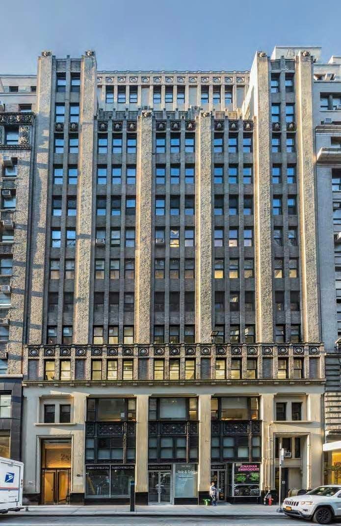 256 W 38Th St, New York, NY 10018
