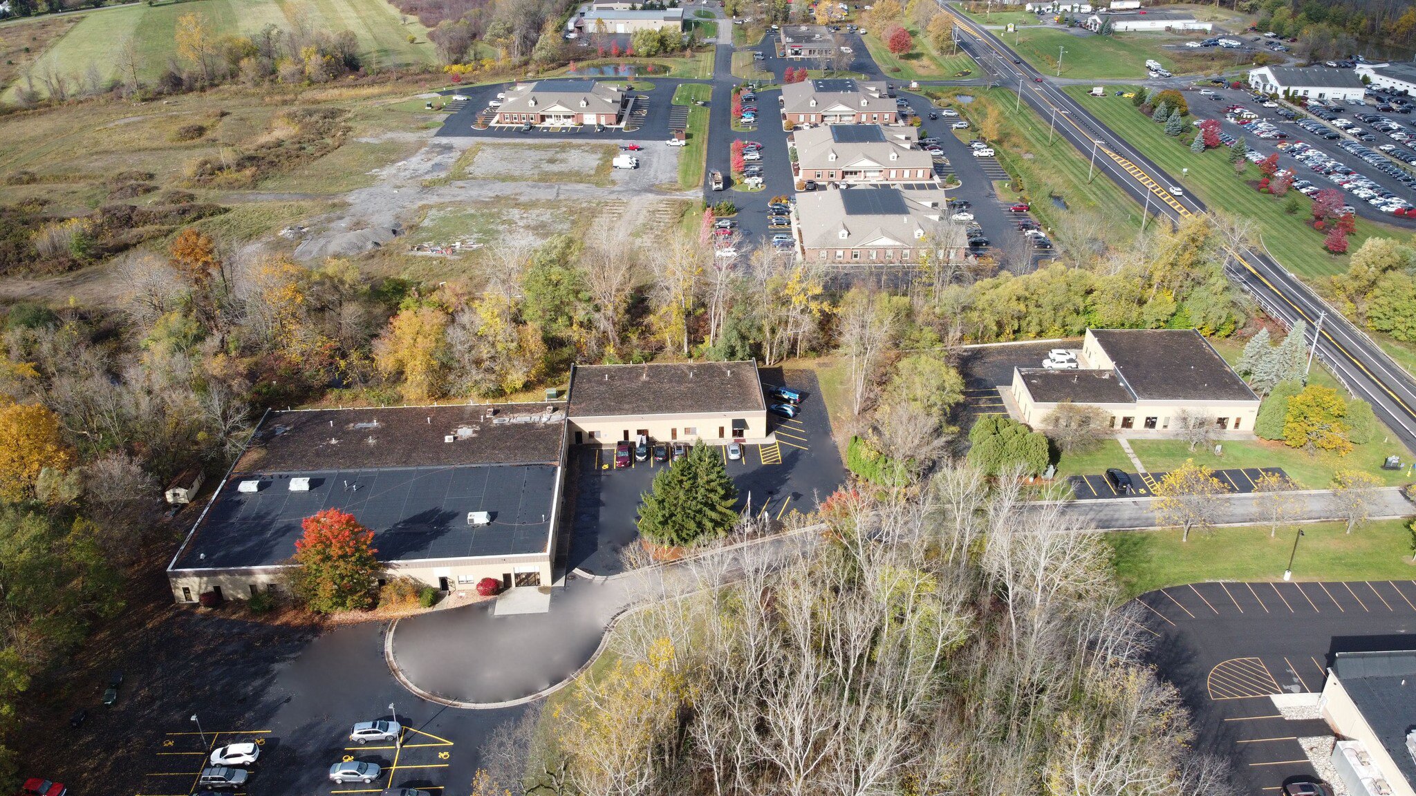 1290 Blossom Dr, Victor, NY 14564