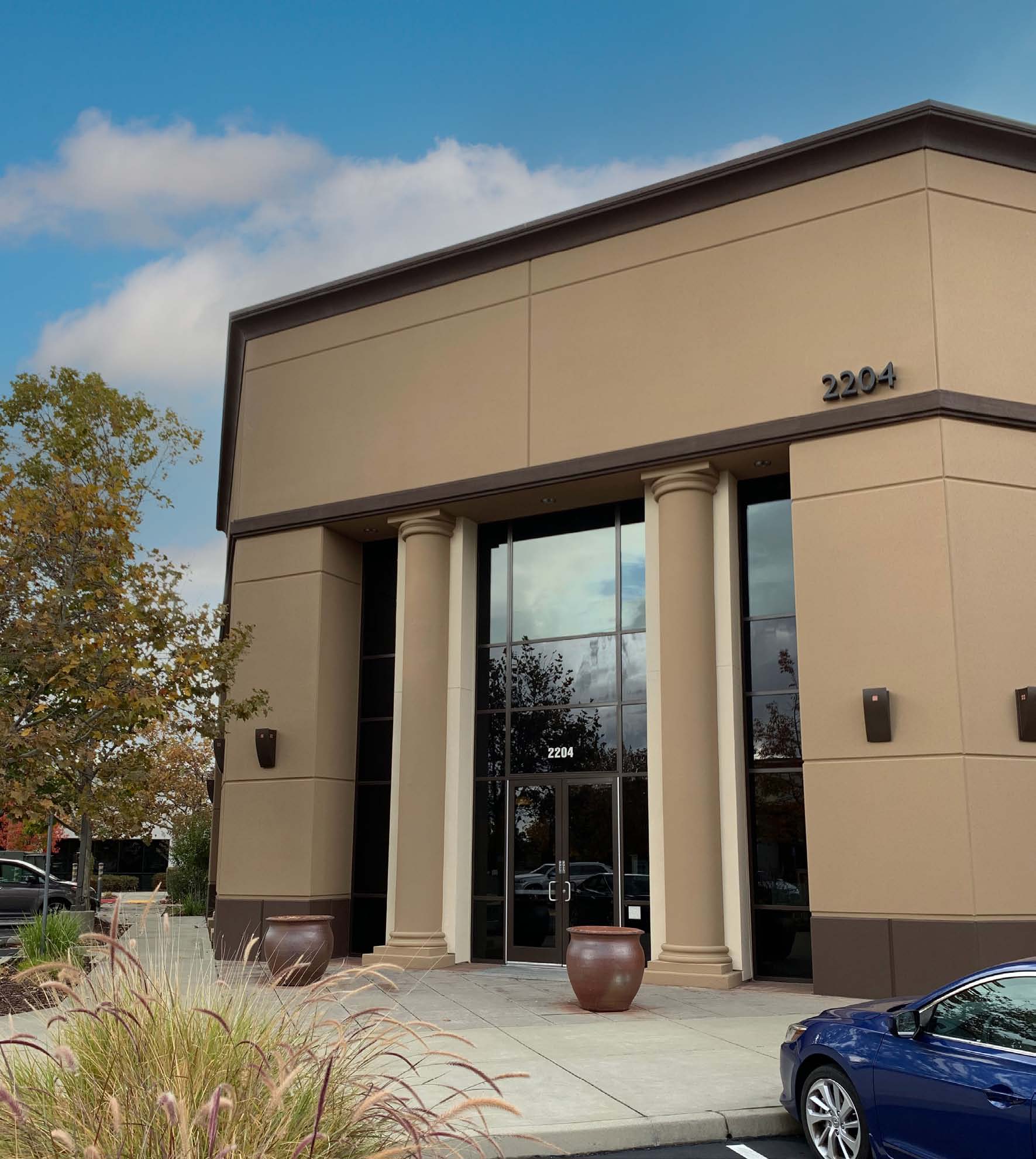 2204 Plaza Dr, Rocklin, CA 95765
