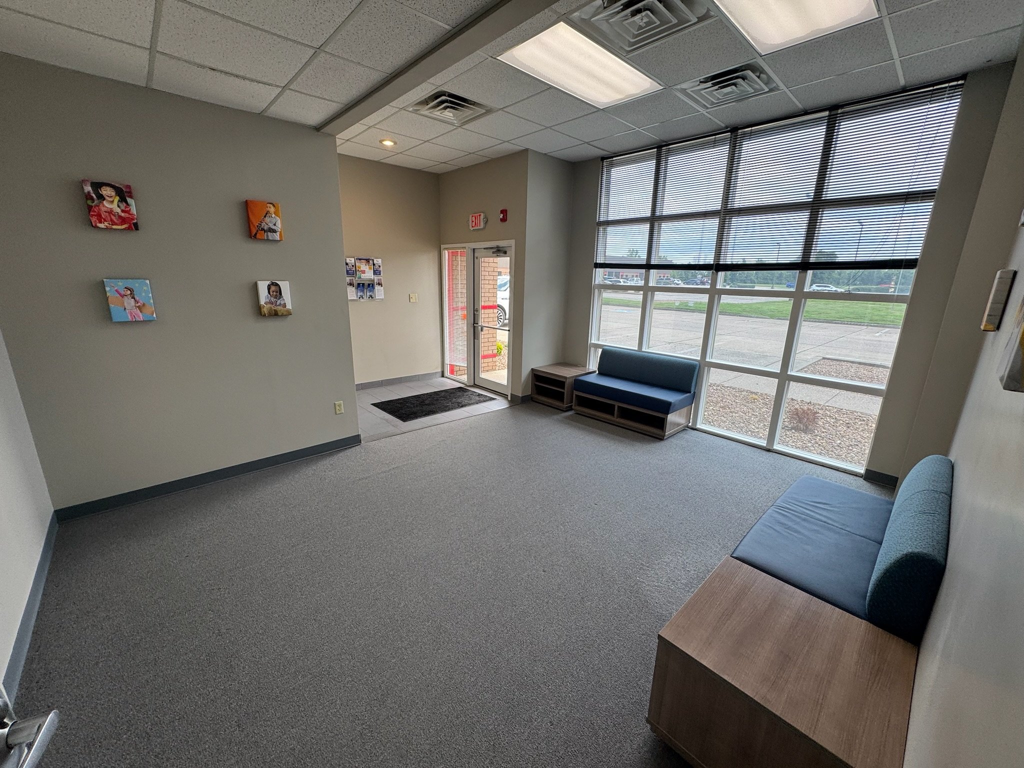 2835987