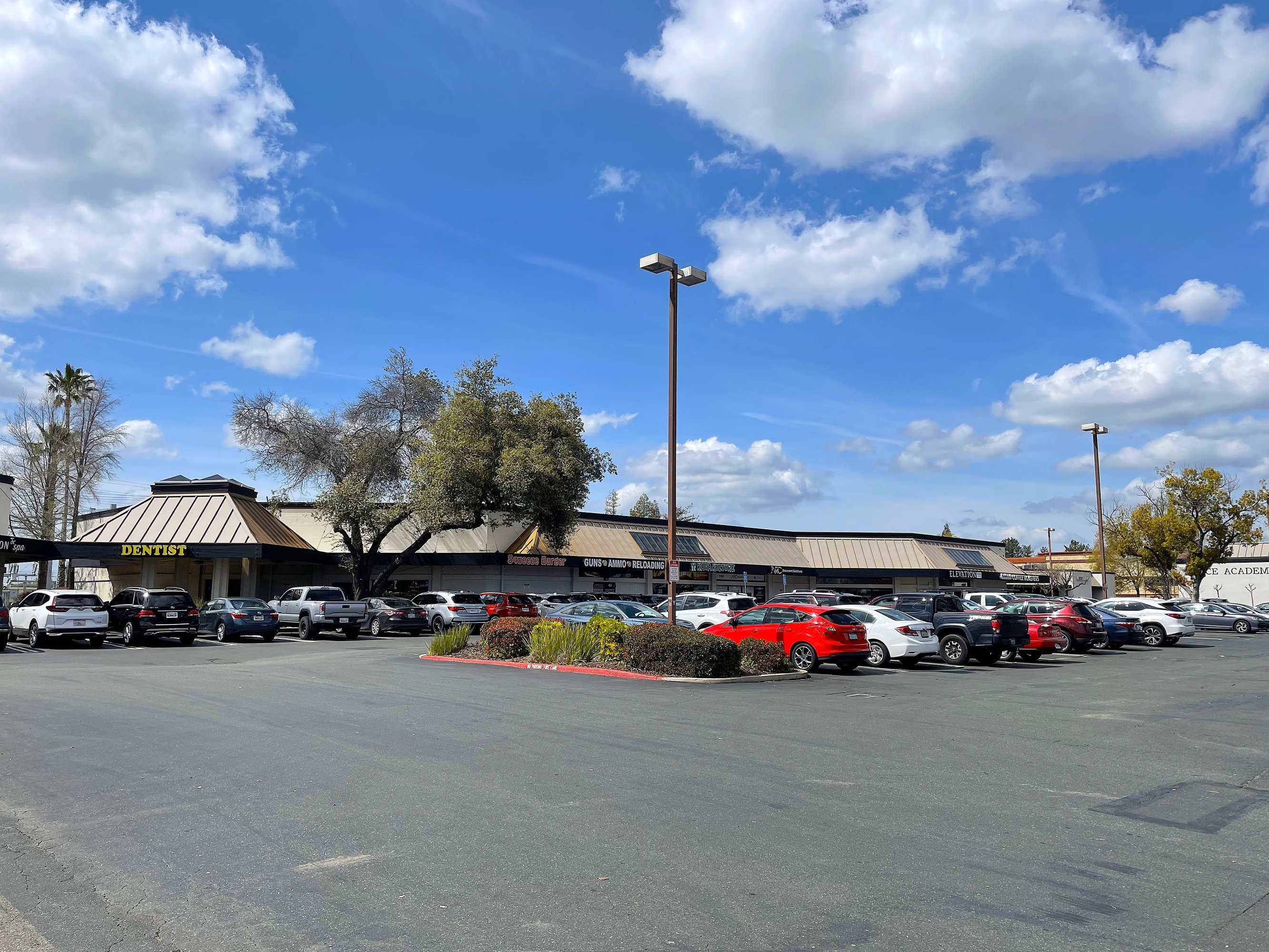 106 N Sunrise Ave, Roseville, CA 95661