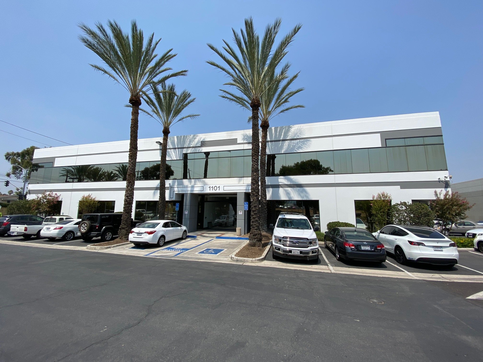 1101 California Ave, Corona, CA 92881
