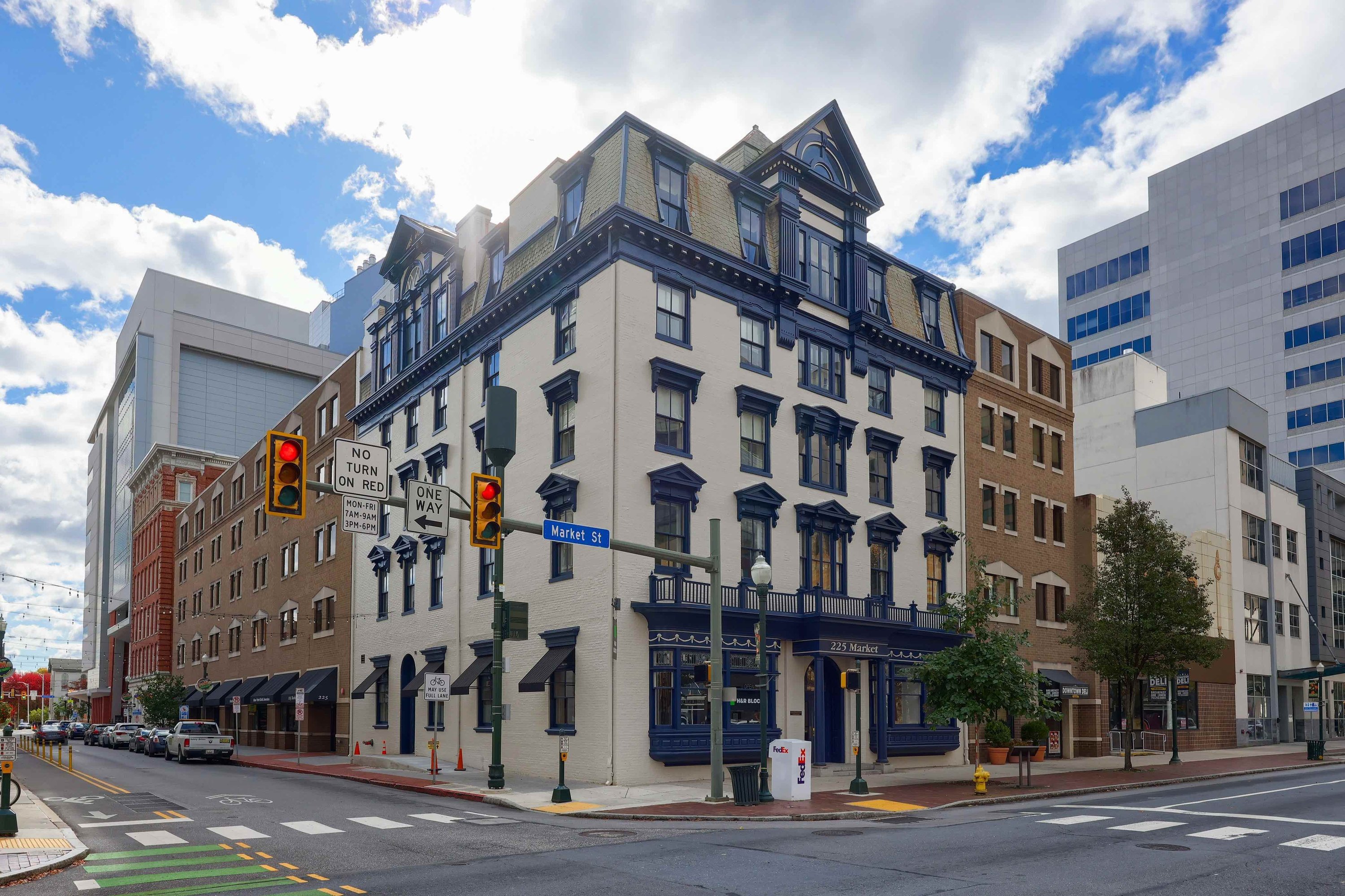 225 Market St, Harrisburg, PA 17101