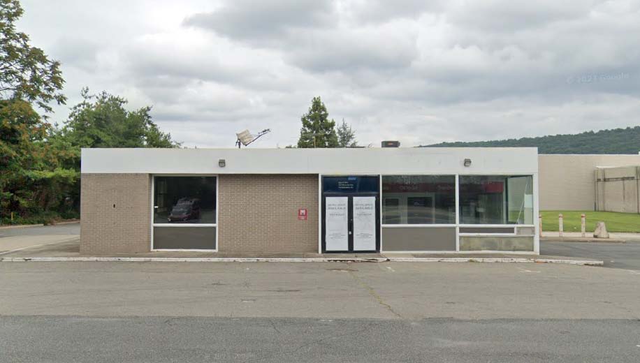215 Mountain Ave, Hackettstown, NJ 07840