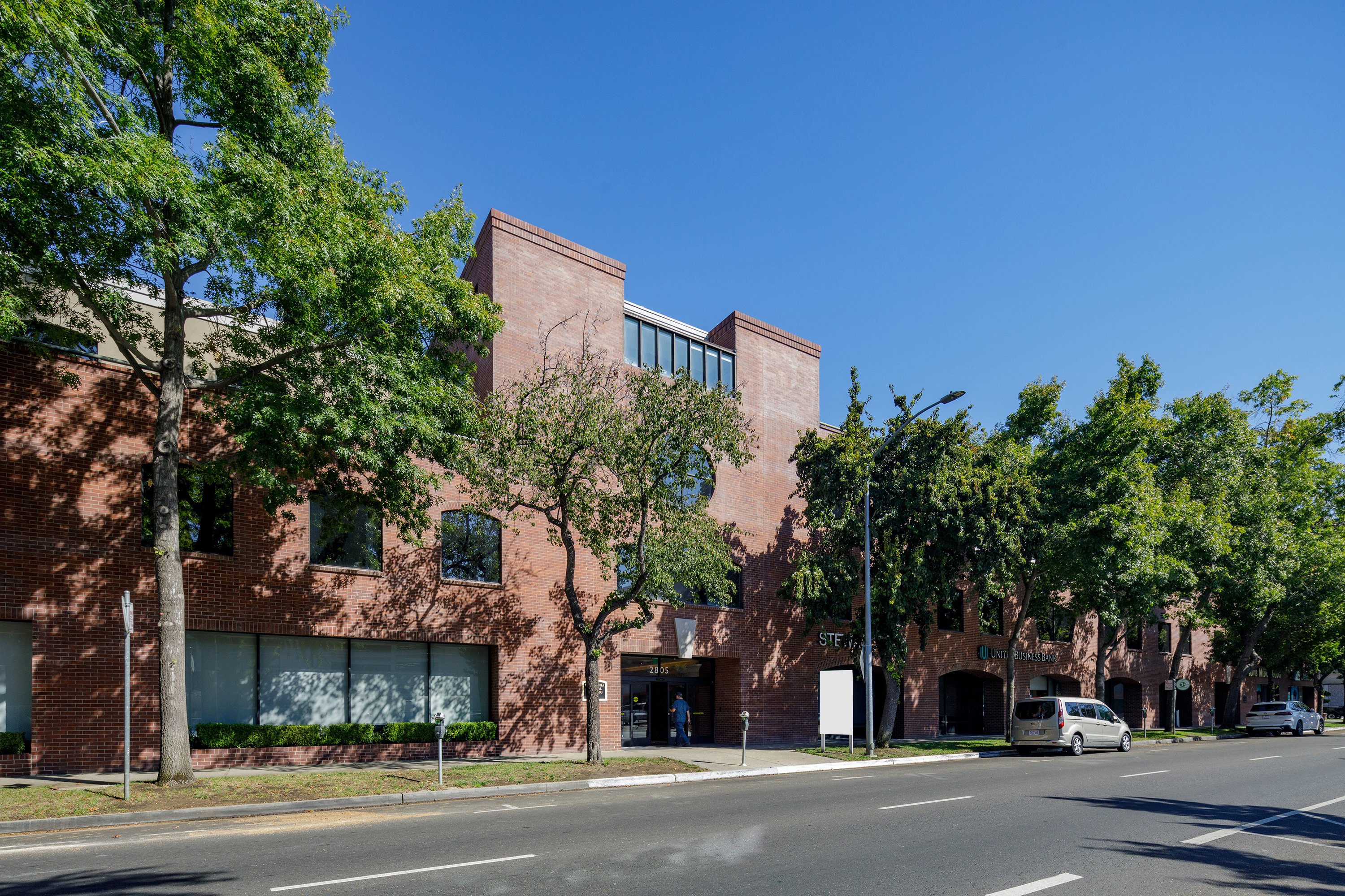 2801 J St, Sacramento, CA 95816