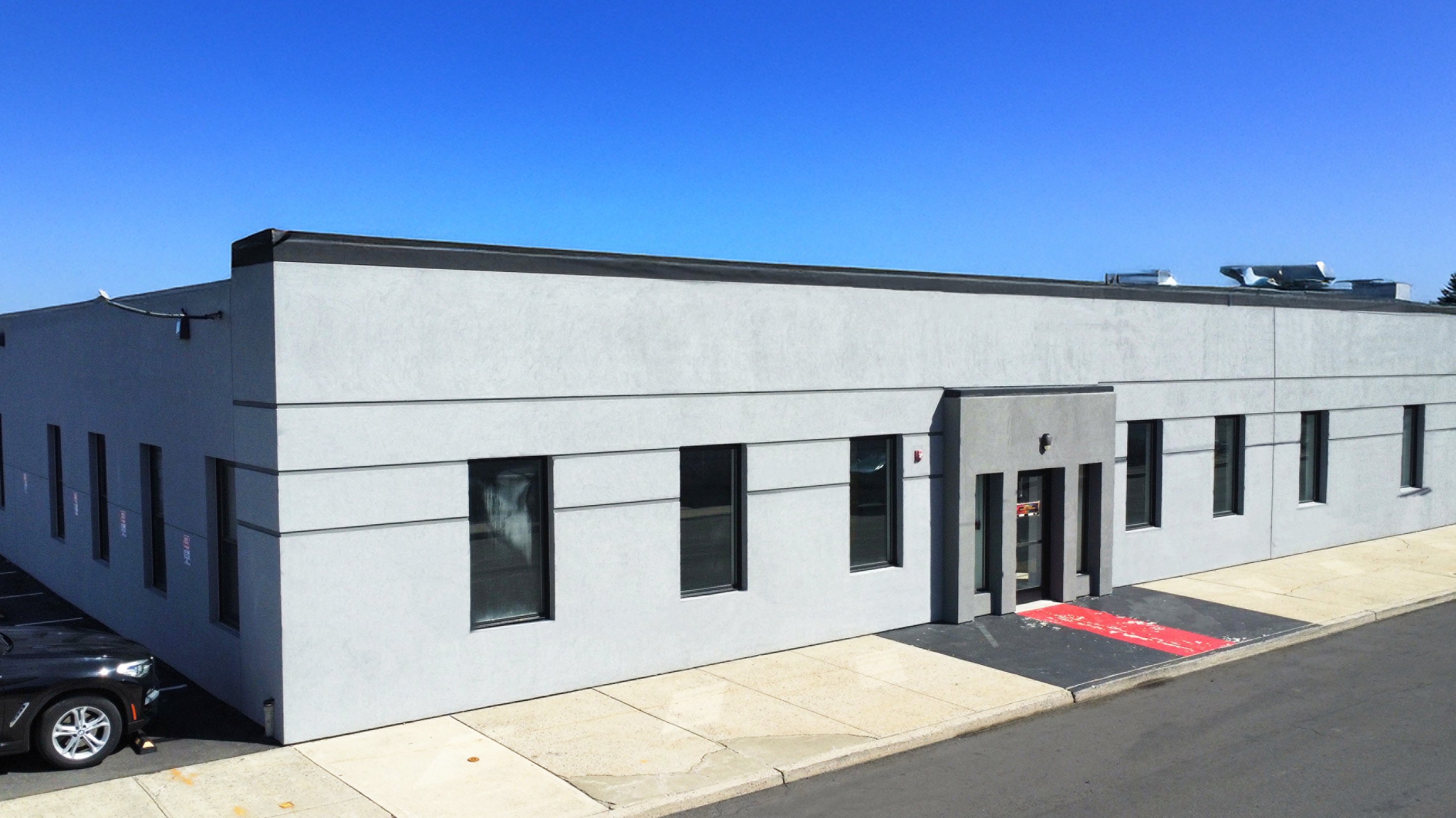 50 Nassau Terminal Rd, New Hyde Park, NY 11040
