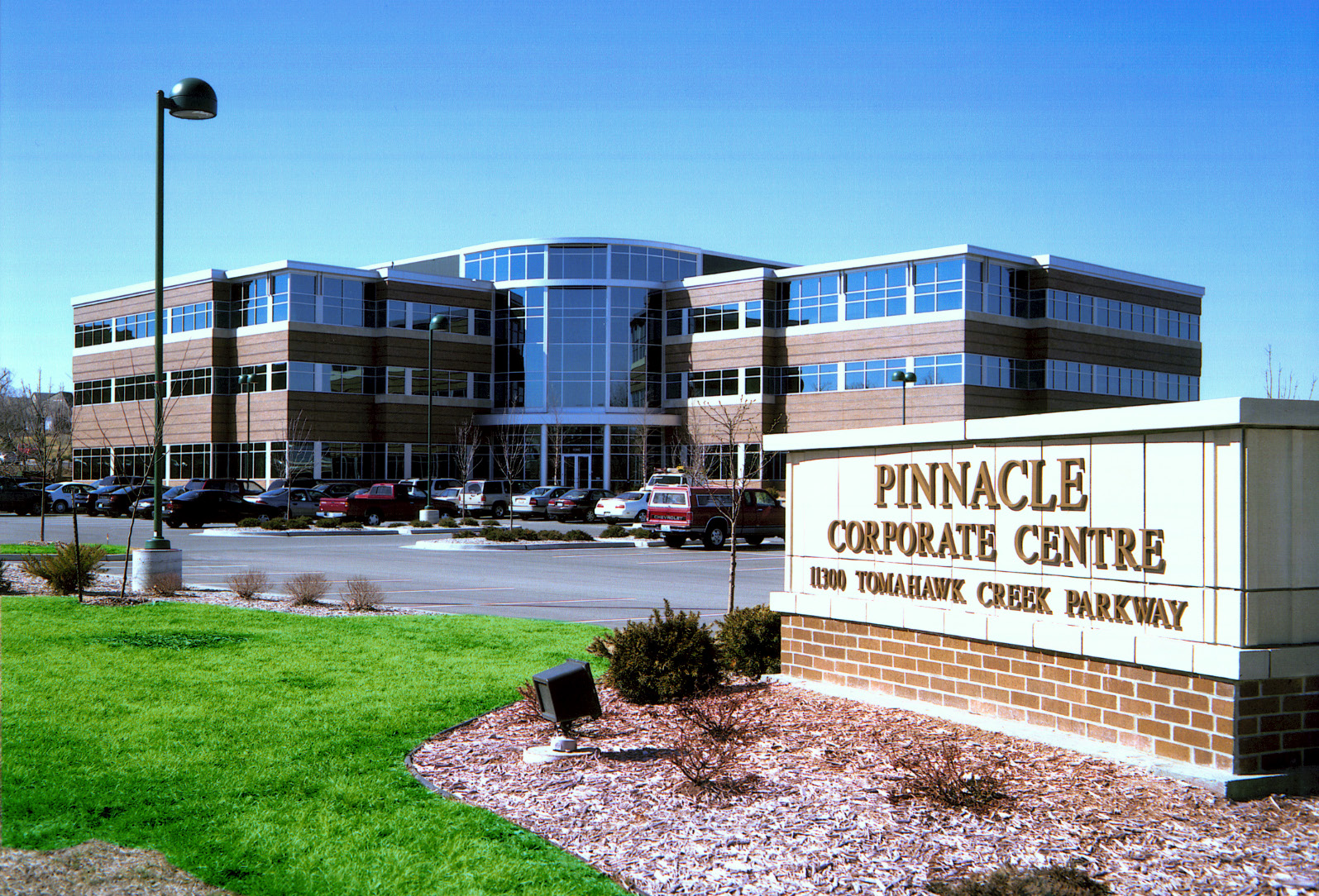 11300 Tomahawk Creek Pkwy, Leawood, KS 66210