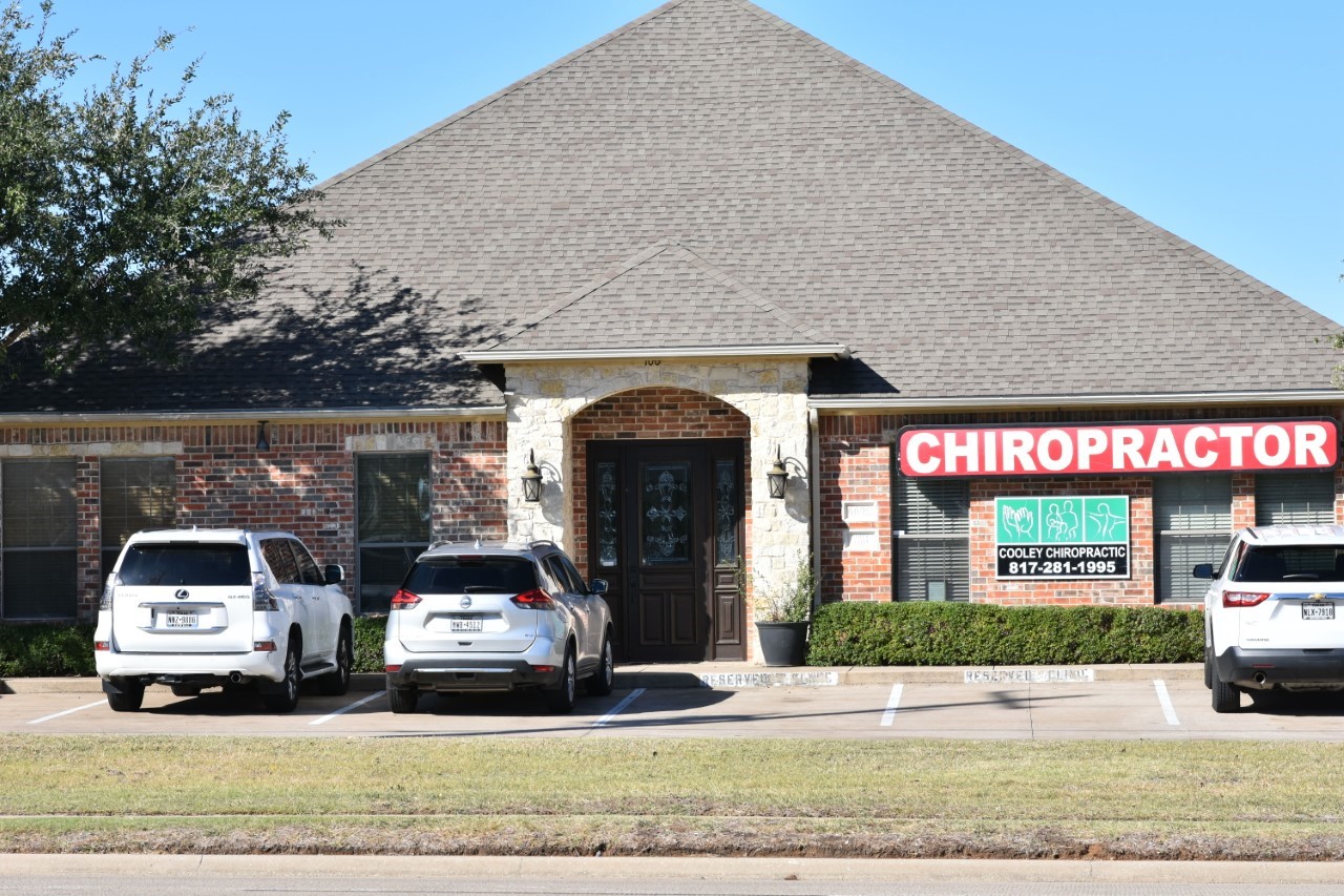 6605 Precinct Line Rd, North Richland Hills, TX 76182