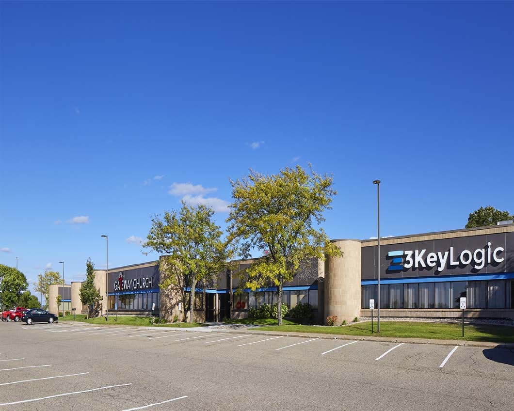 401 W Travelers Trl, Burnsville, MN 55337