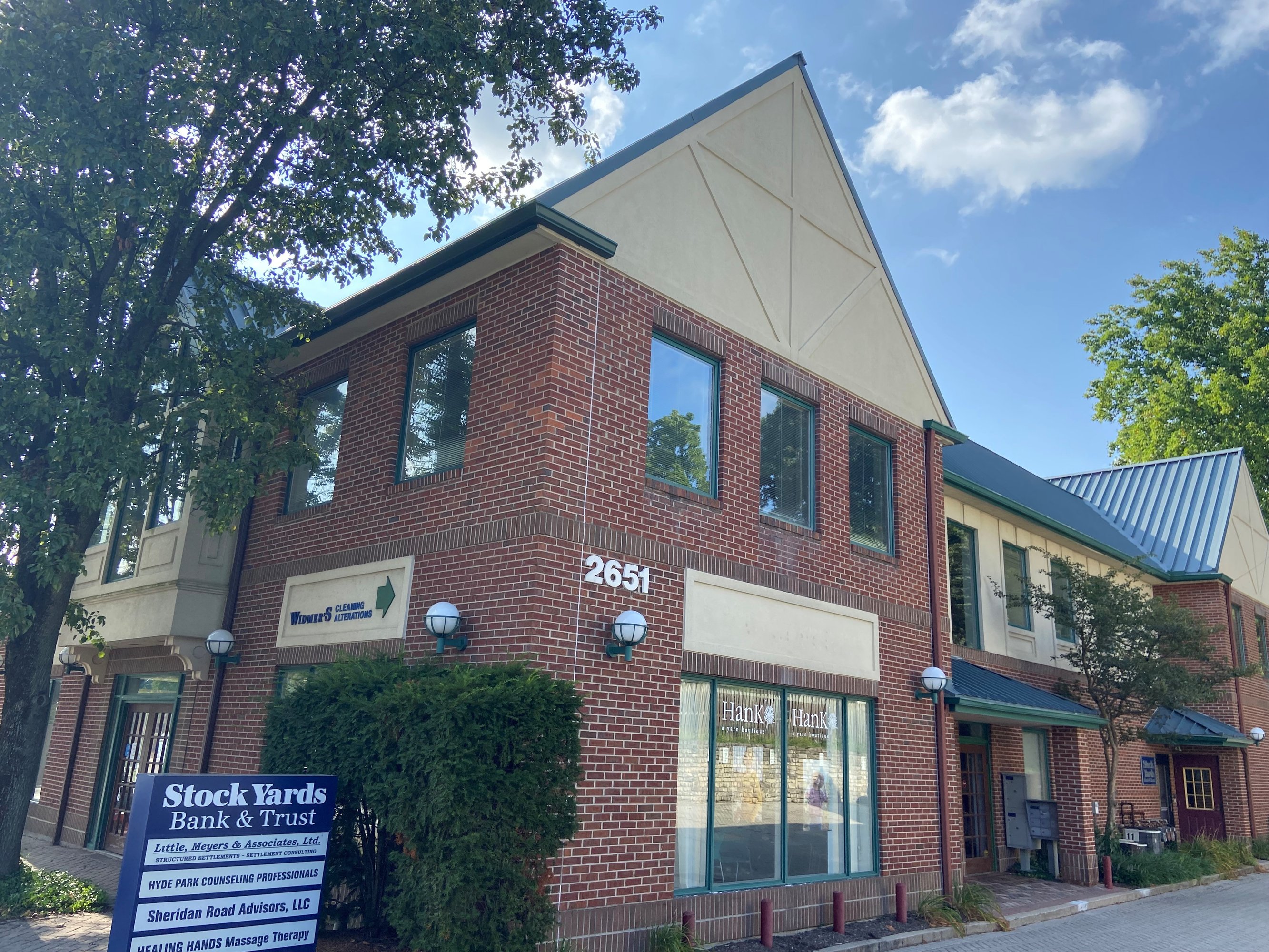 2651 Observatory Ave, Cincinnati, OH 45208