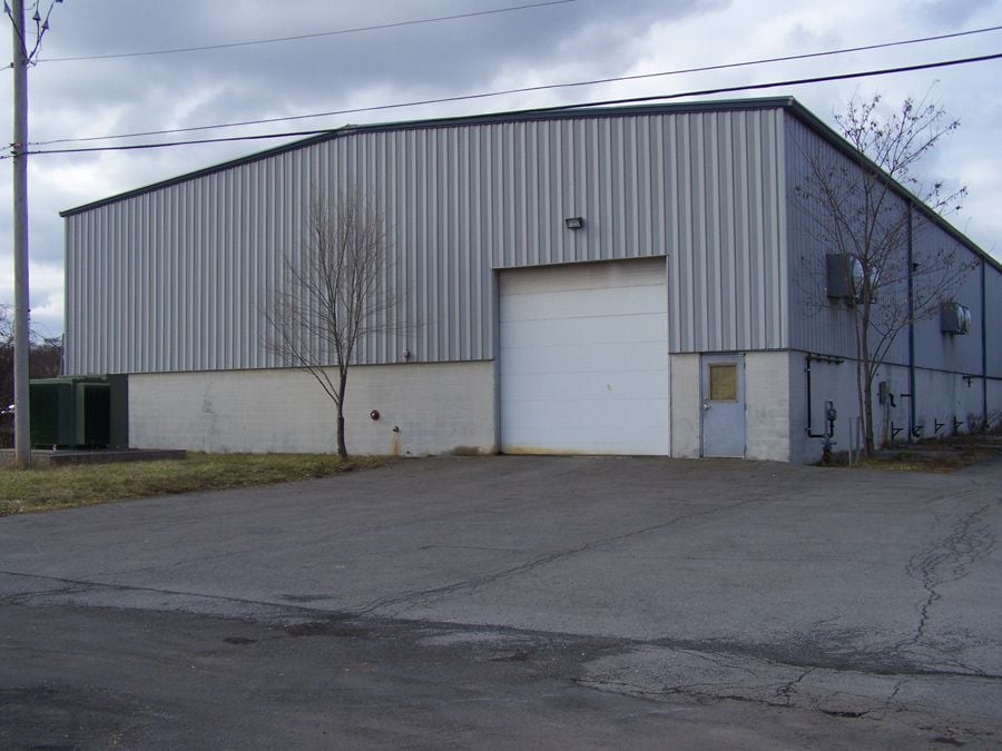 5081 Whirlybird Ln, East Syracuse, NY 13057
