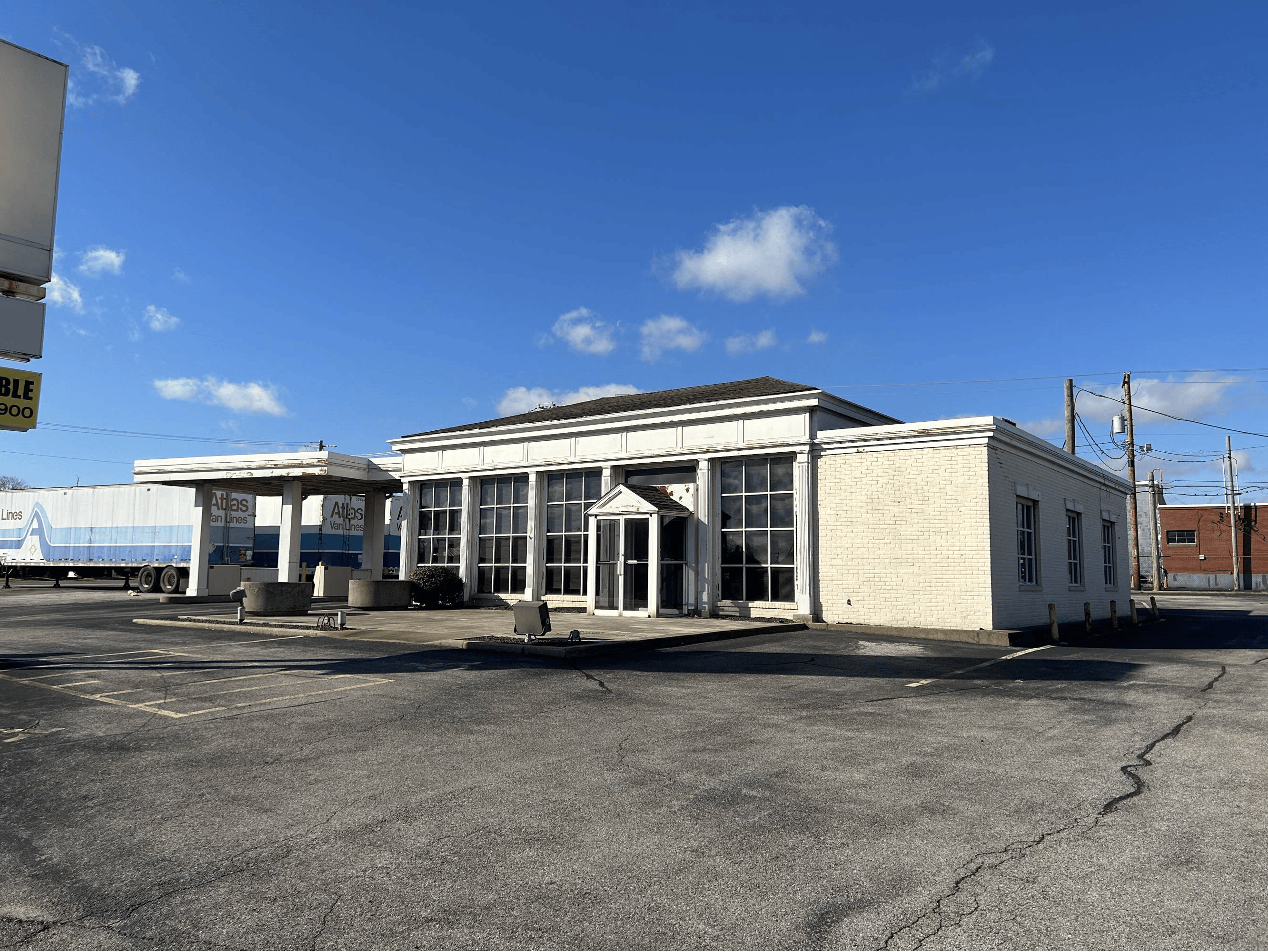 2230 N Fares Ave, Evansville, IN 47711