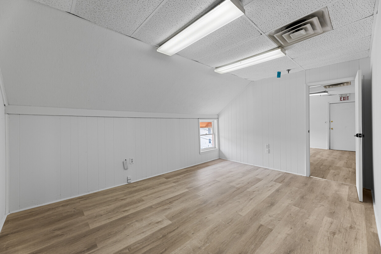 613 Ridge Rd, South Brunswick Township, NJ 08852 For Lease | Crexi.com