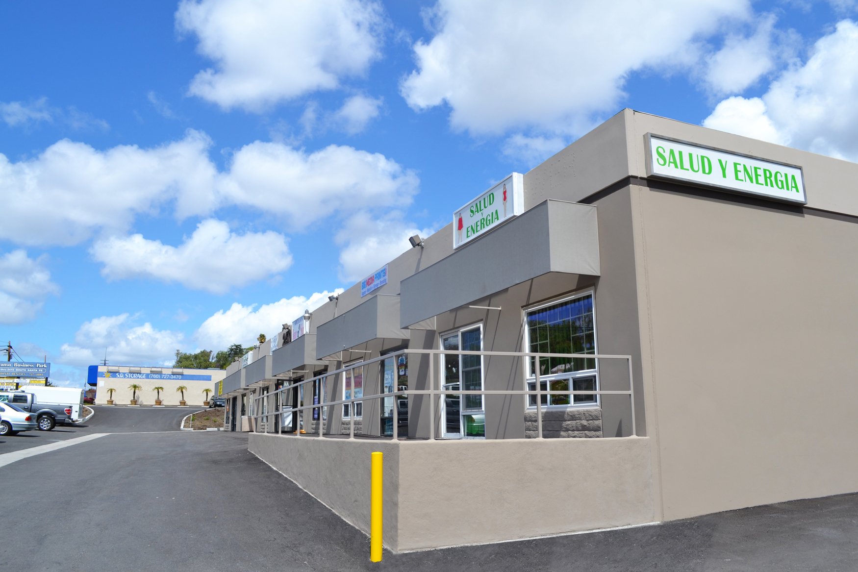 2502 S Santa Fe Ave, Vista, CA 92084