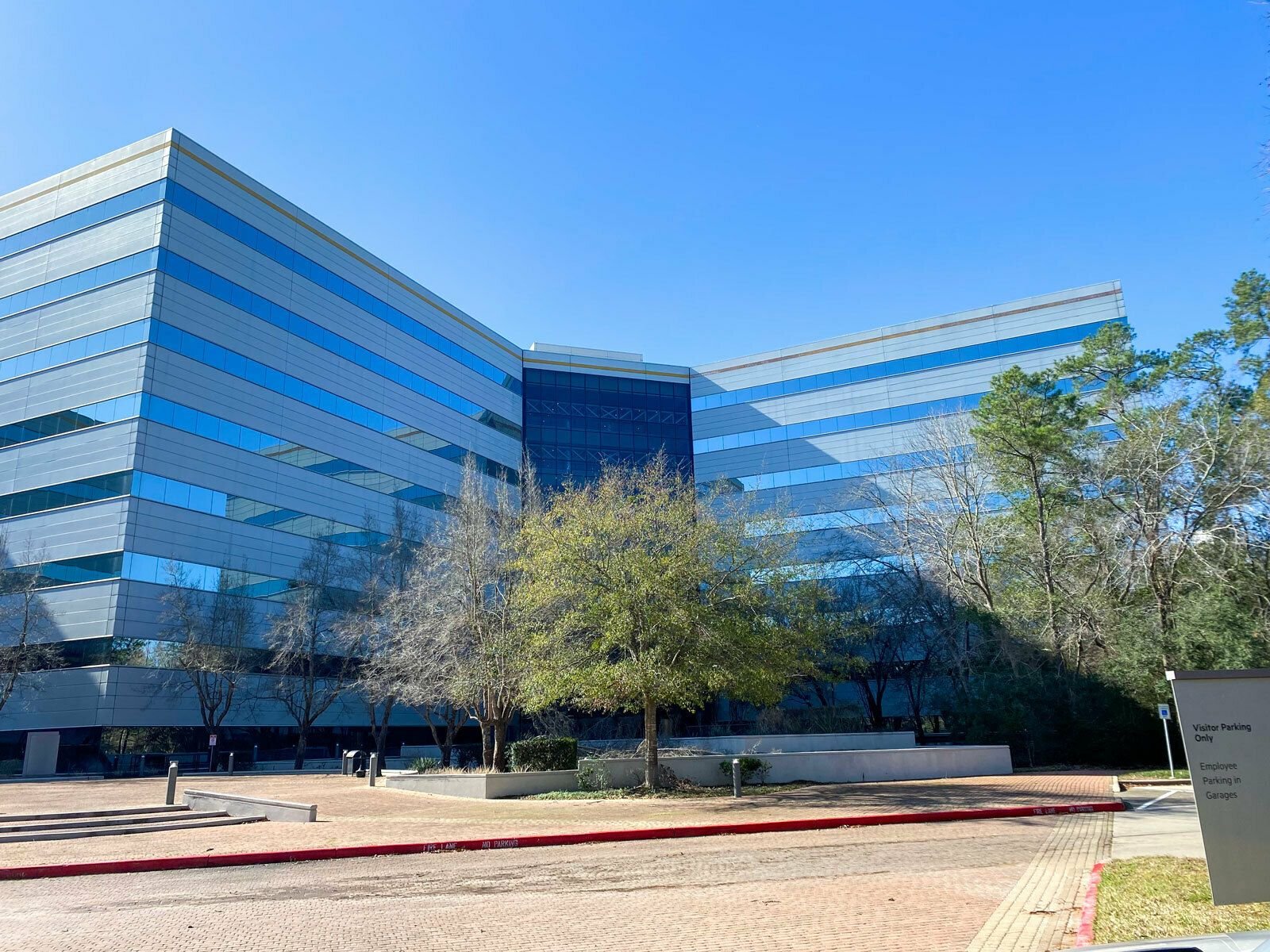 11445 Compaq Center Dr W, Houston, TX 77070