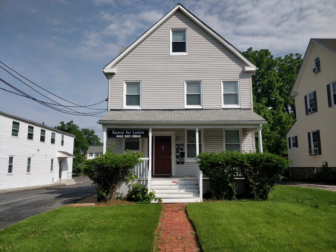 8 Sudbrook Ln, Pikesville, MD 21208