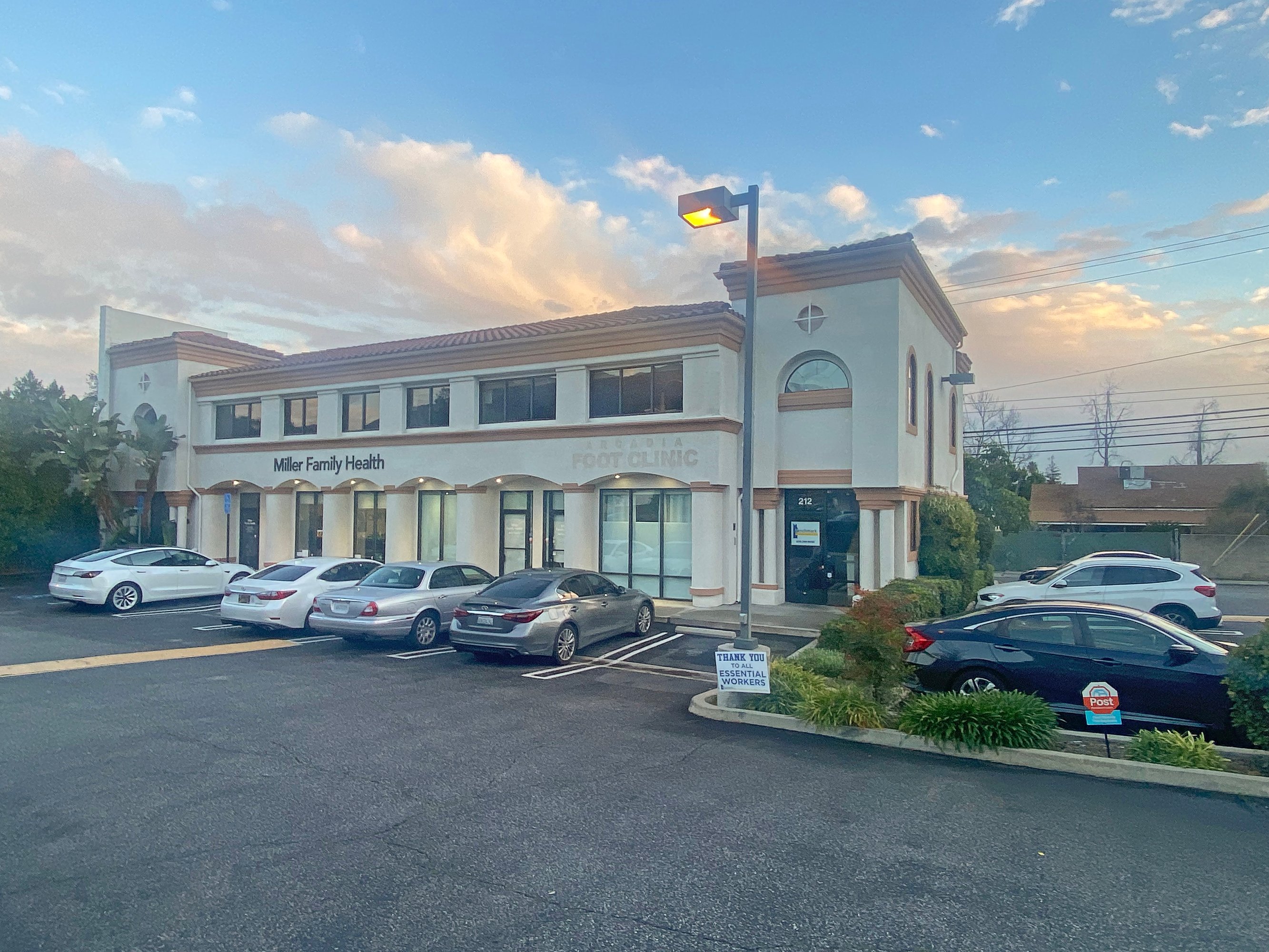 212 E Foothill Blvd, Arcadia, CA 91006