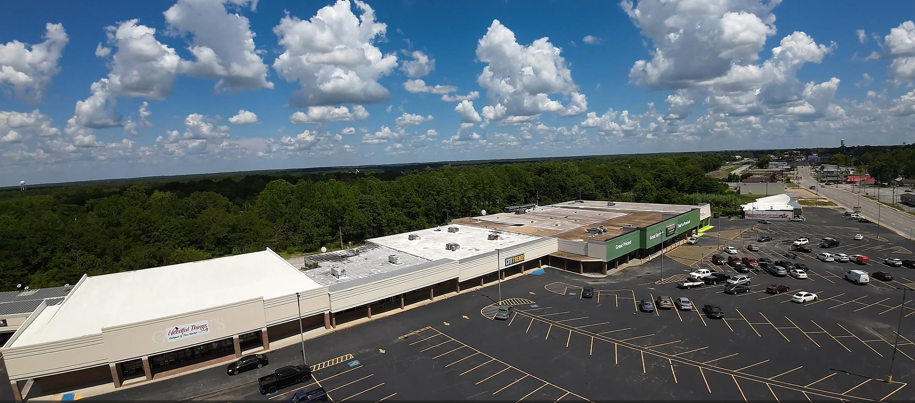 120 W Oak St, Mc Rae, GA 31055