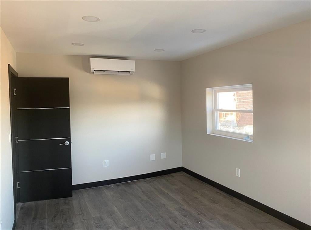 9325 Ditmas Ave, Brooklyn, NY 11236