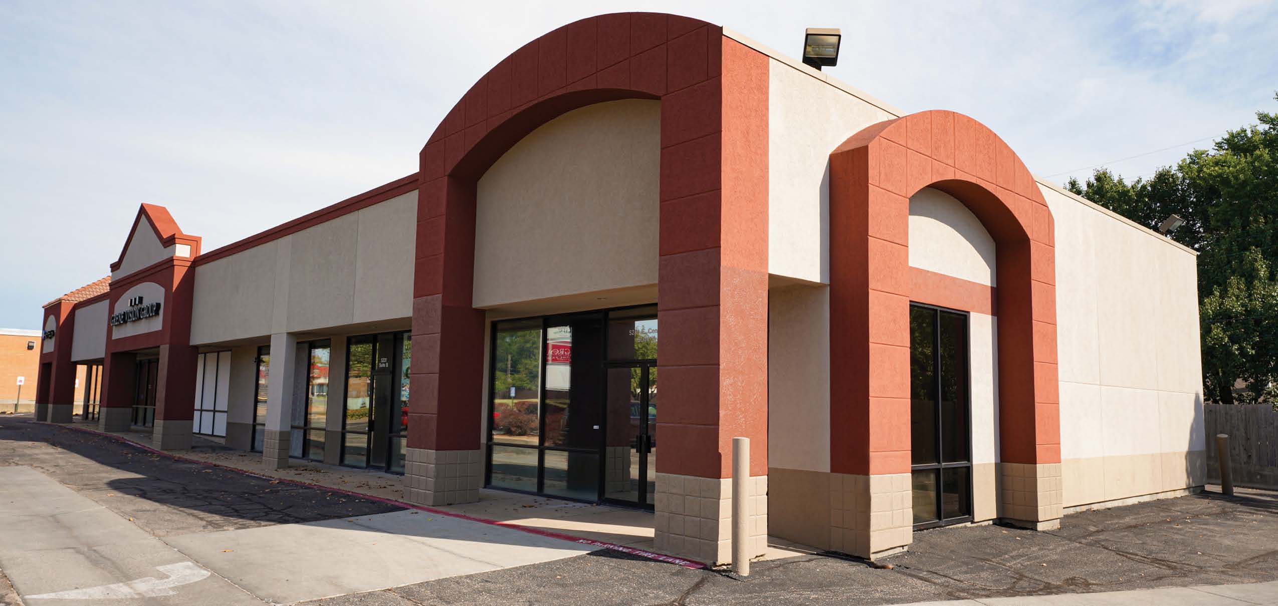 5231 E Central Ave, Wichita, KS 67208
